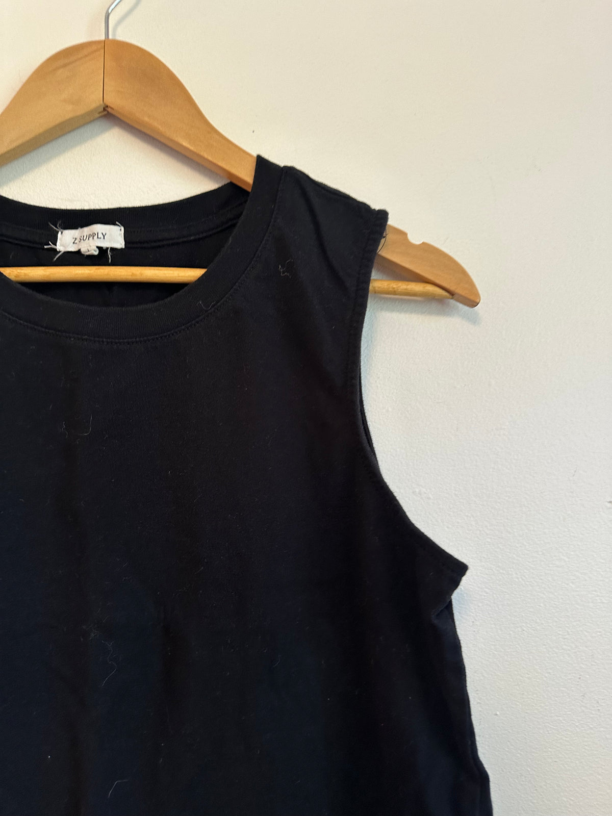 Z Supply Black Cotton Muscle Sleeveless Crew Neck Tank Top | Size Large
