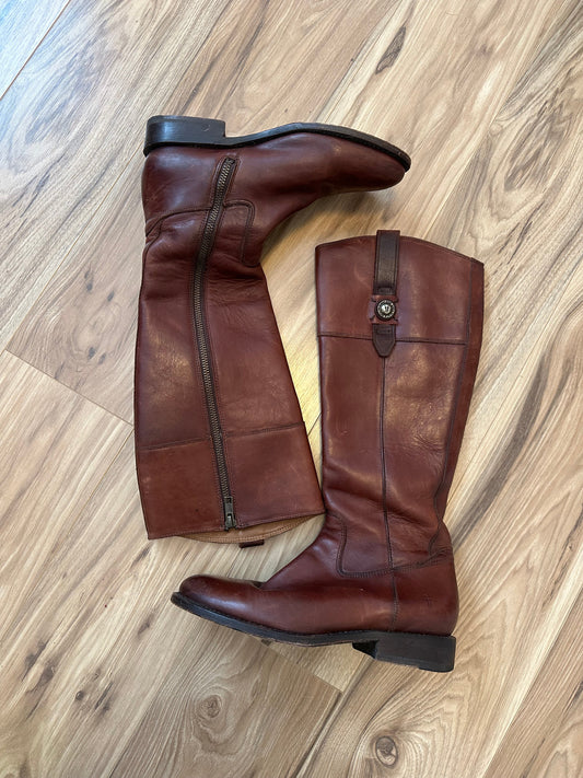 Frye Jayden Button Redwood Brown Leather Knee High Tall Riding Boots | Size 7