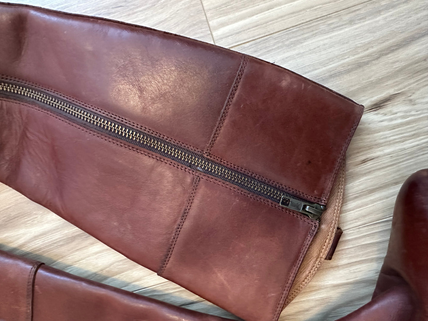 Frye Jayden Button Redwood Brown Leather Knee High Tall Riding Boots | Size 7