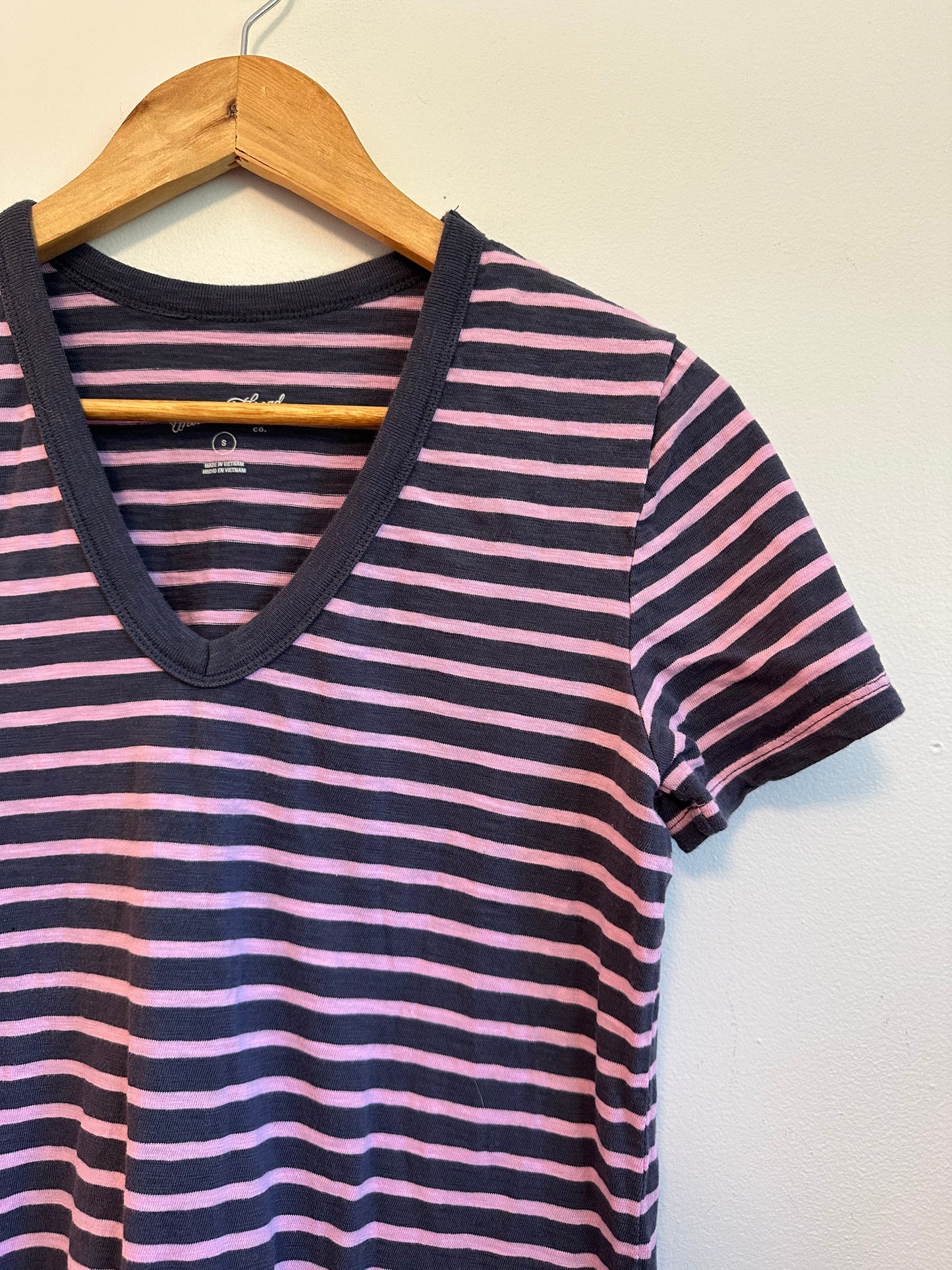 Universal Thread Navy Blue and Pink Striped V-Neck Cotton T-Shirt Dress | Size Small