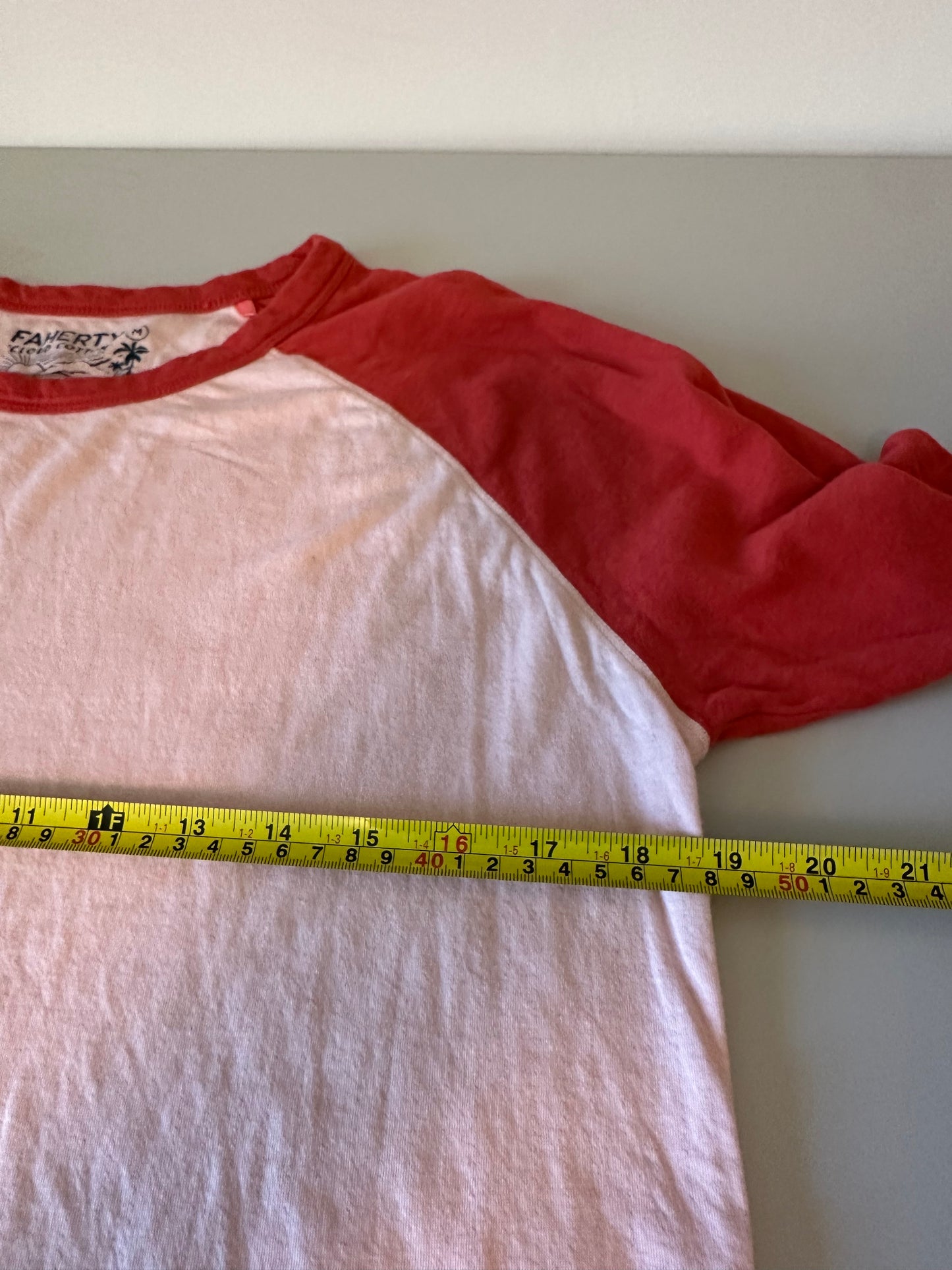 Faherty Baked Apple Cloud Long Sleeve Baseball Tee | Size Medium