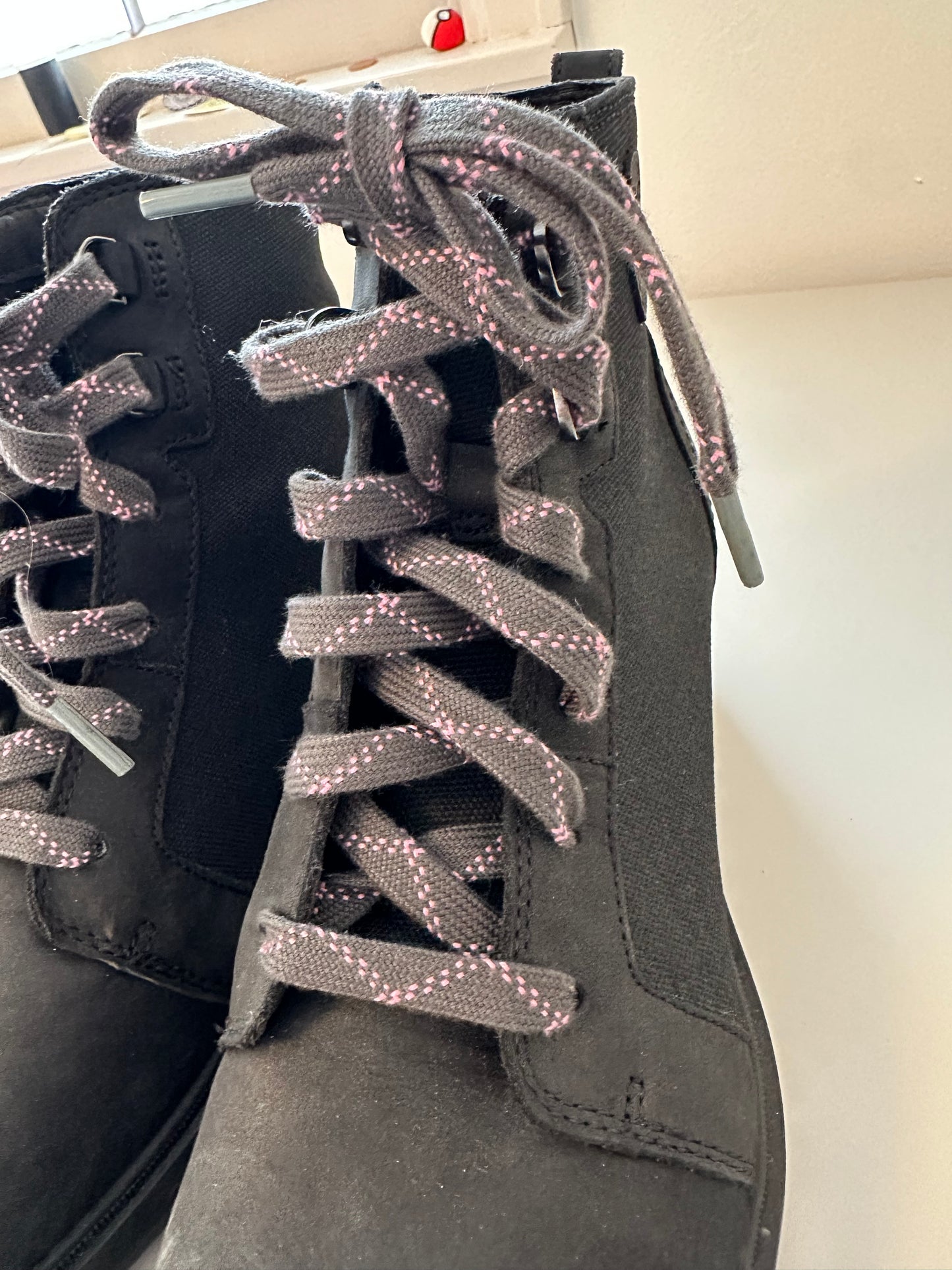 Sorel Evie II Lace Up Hidden Wedge Bootie | Size 10.5