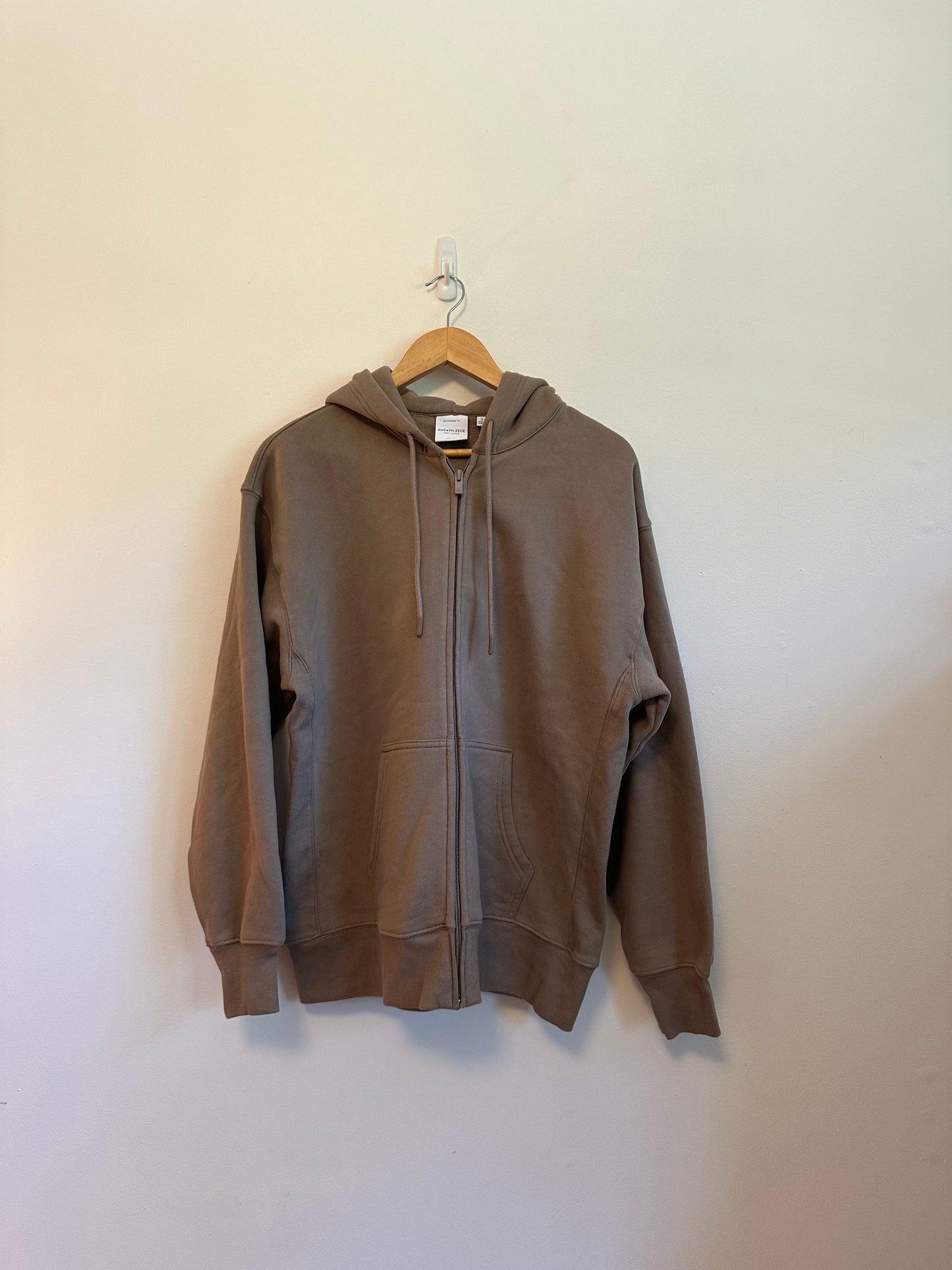 Aritzia Sweatfleece Cozy Fleece Boyfriend Zip Hoodie in Taupe Brown | Size Small