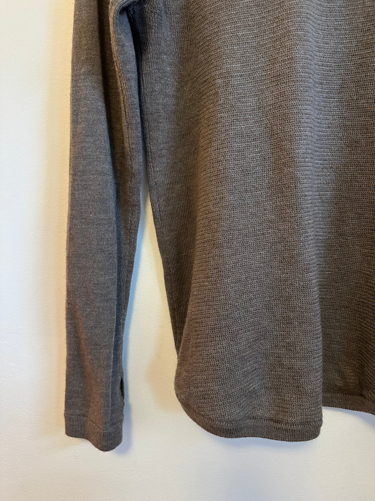Lululemon Taupe Brown Textured Knit Raglan Sweater with Thumbholes | Size Small