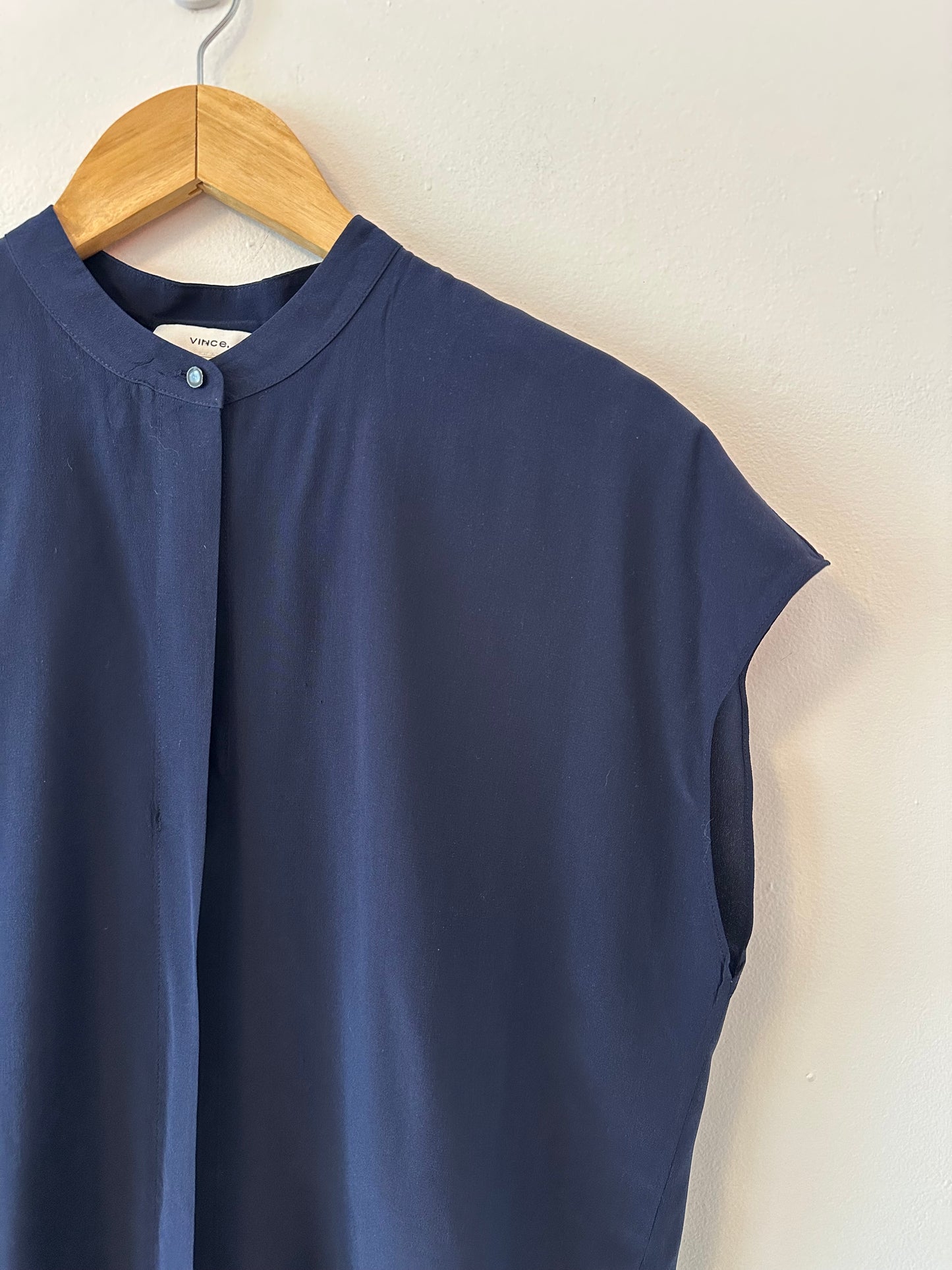 Vince Silk Short Sleeve Navy Blue Blouse | Size Small