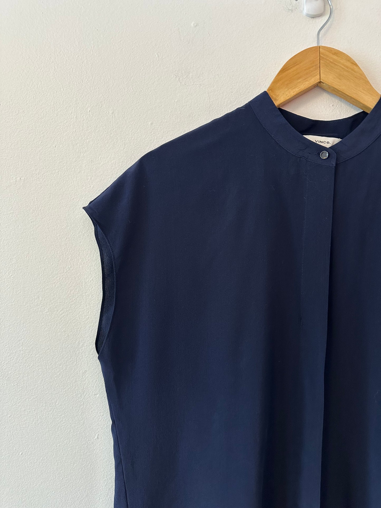 Vince Silk Short Sleeve Navy Blue Blouse | Size Small