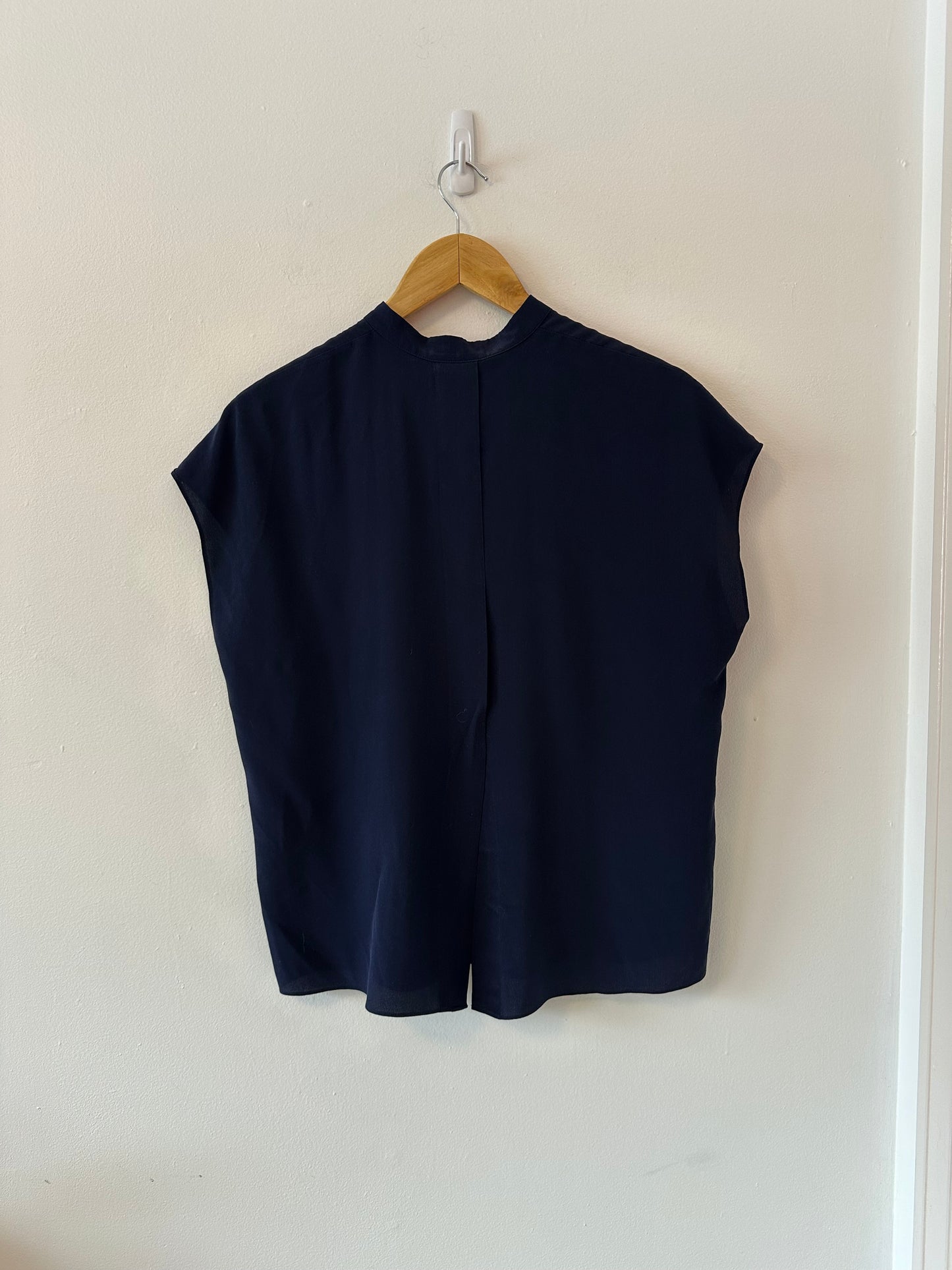 Vince Silk Short Sleeve Navy Blue Blouse | Size Small