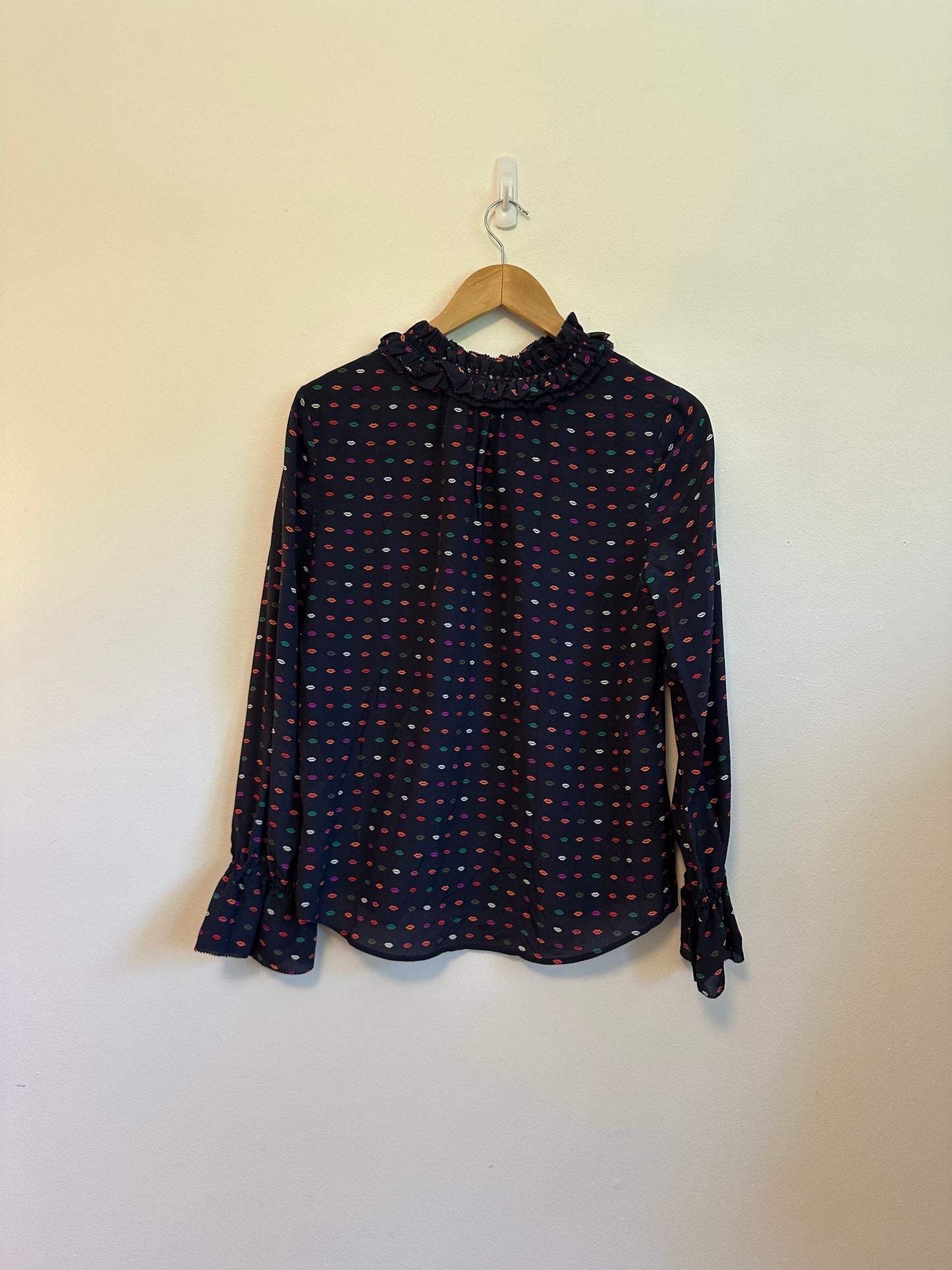J. Crew Navy Blue Silk Lip Print Ruffle Neck Long Sleeve Blouse | Size 6