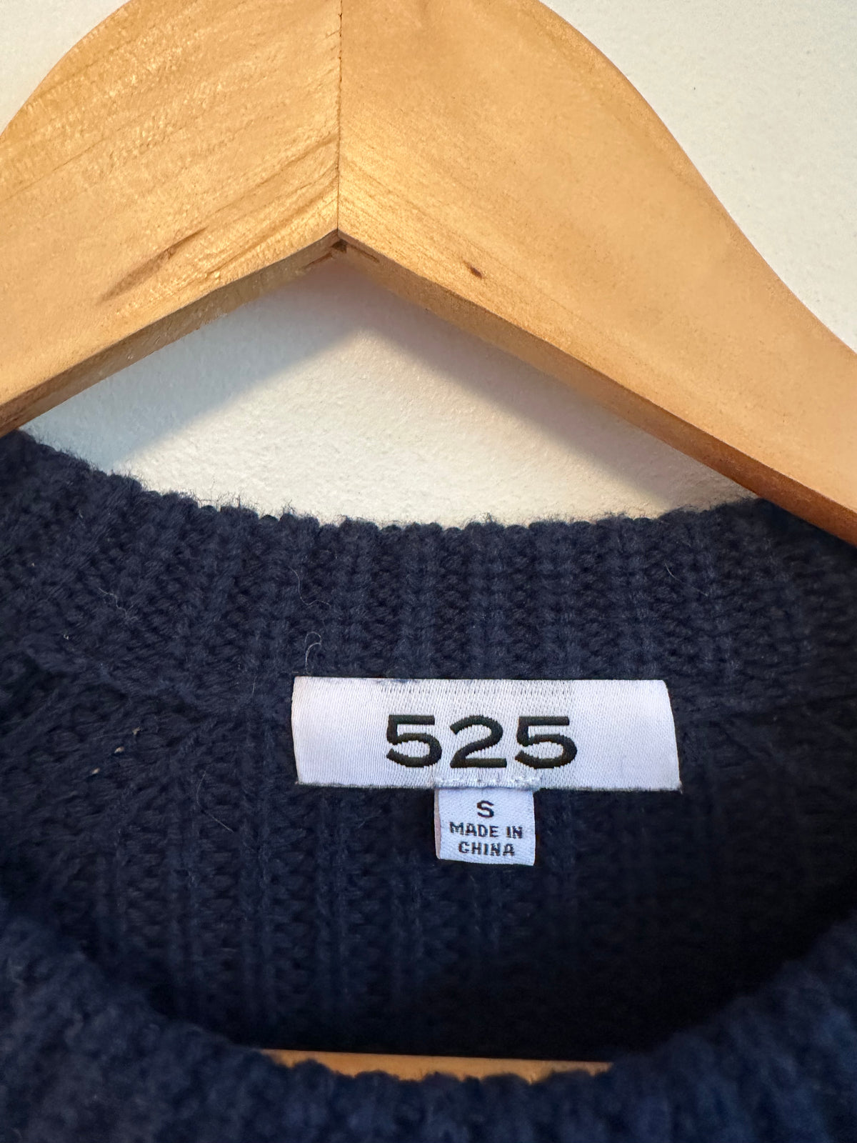 525 Navy Blue Cotton Shaker Knit Raglan Crew Neck Sweater | Size Small