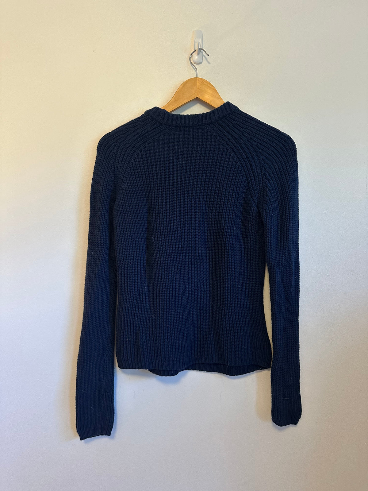 525 Navy Blue Cotton Shaker Knit Raglan Crew Neck Sweater | Size Small