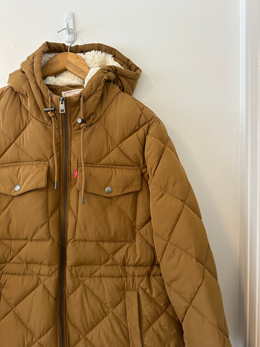 Levi's Soft Sherpa Lined Diamond Quilted Long Hooded Parka Jacket in Tan | Large