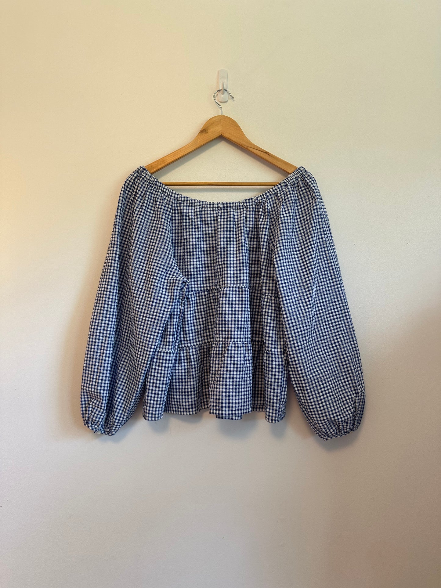 NWT Old Navy Gingham Navy Blue and White Puff Sleeve Blouse | Size Medium