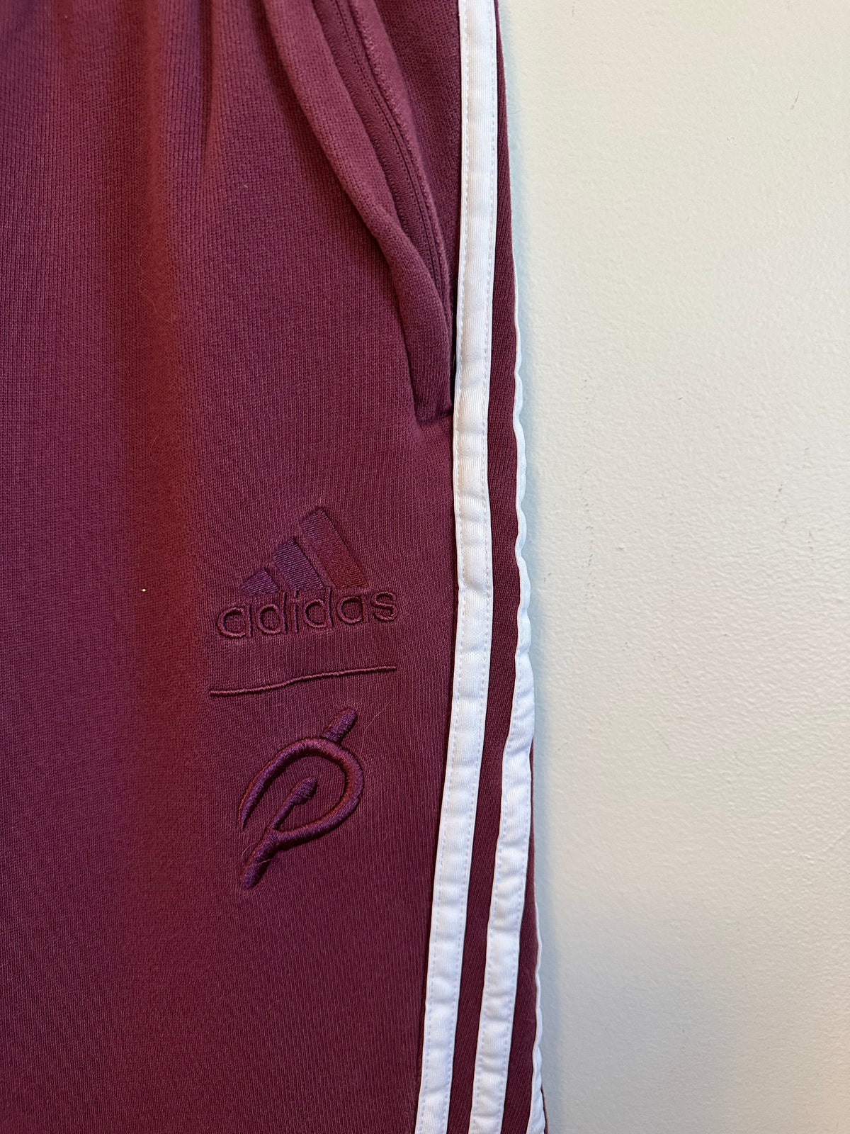 Adidas x Peloton Burgundy Athletic Jogger Sweatpants | Size Small