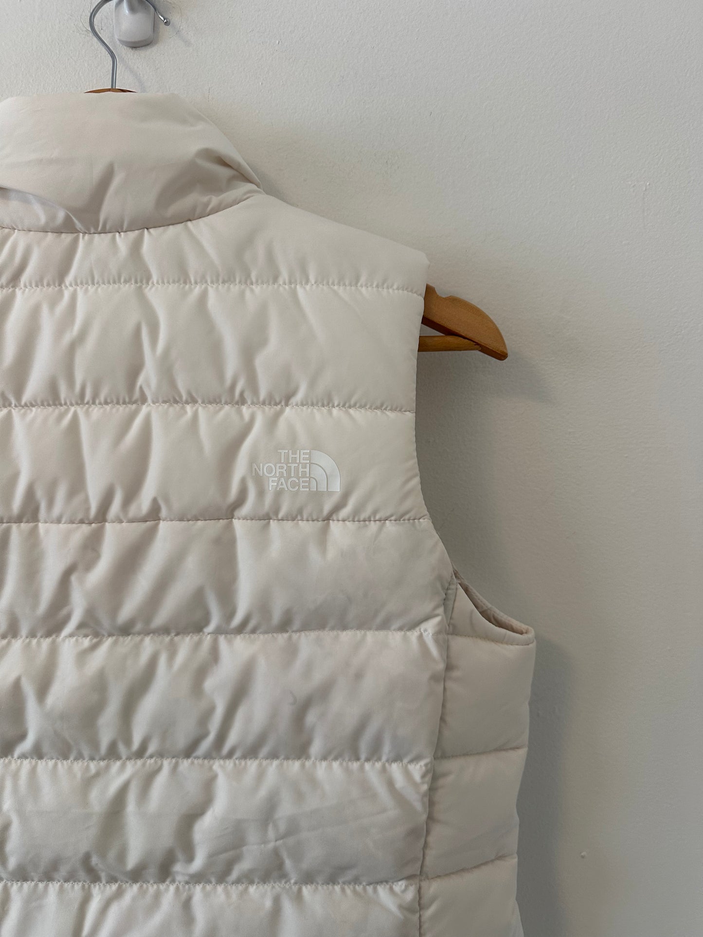 The North Face Aconcagua 3 Vest in Cloud White | Size Medium