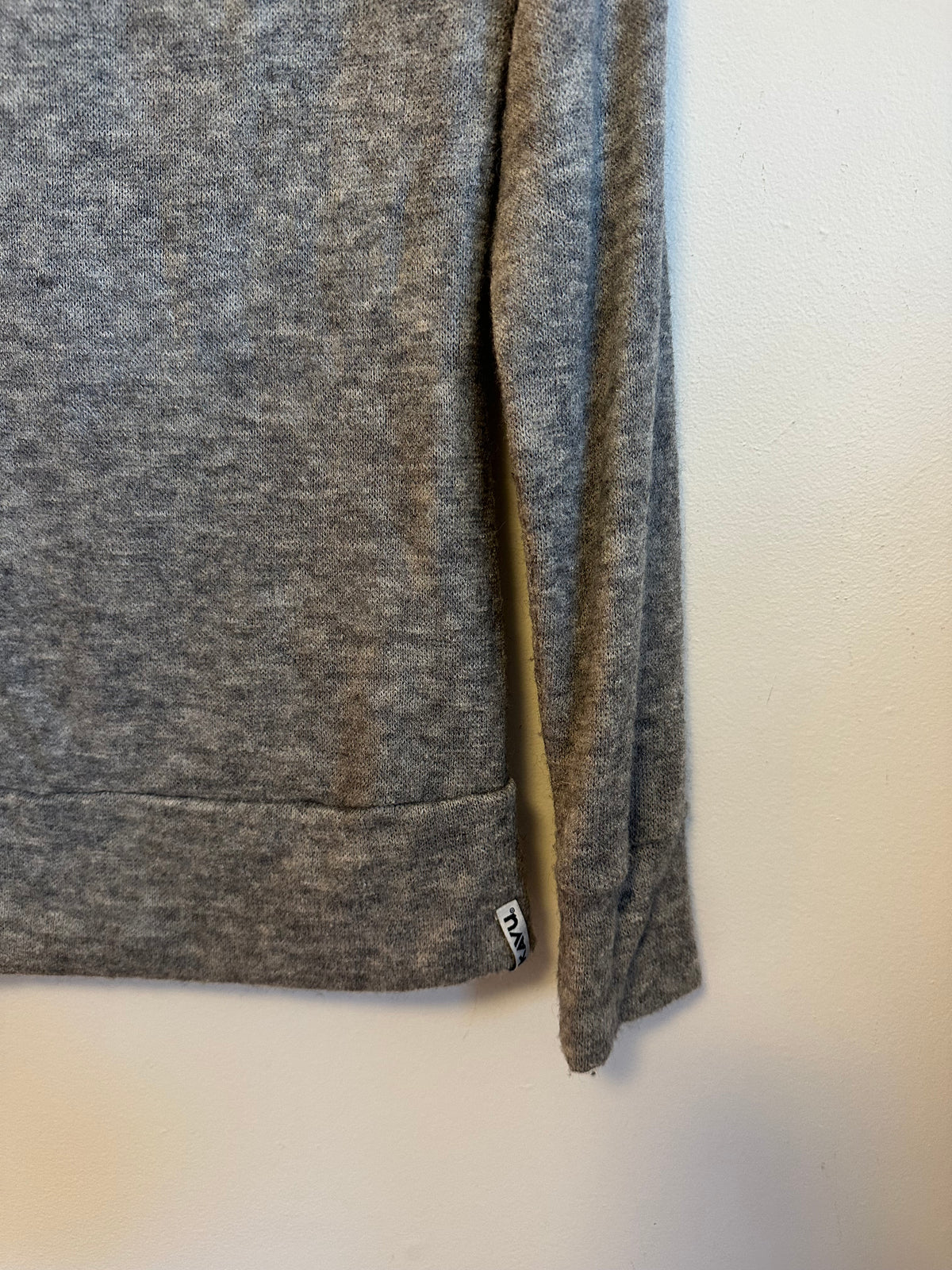 Kavu Gray Asymmetrical Cowl Neck Long Sleeve Knit Sweater | Size Small