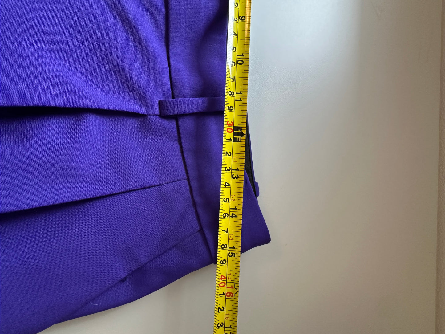 Theory Pleated Low-Rise Wide Leg Pant in Good Wool - Blue Iris (Purple) | Size 2