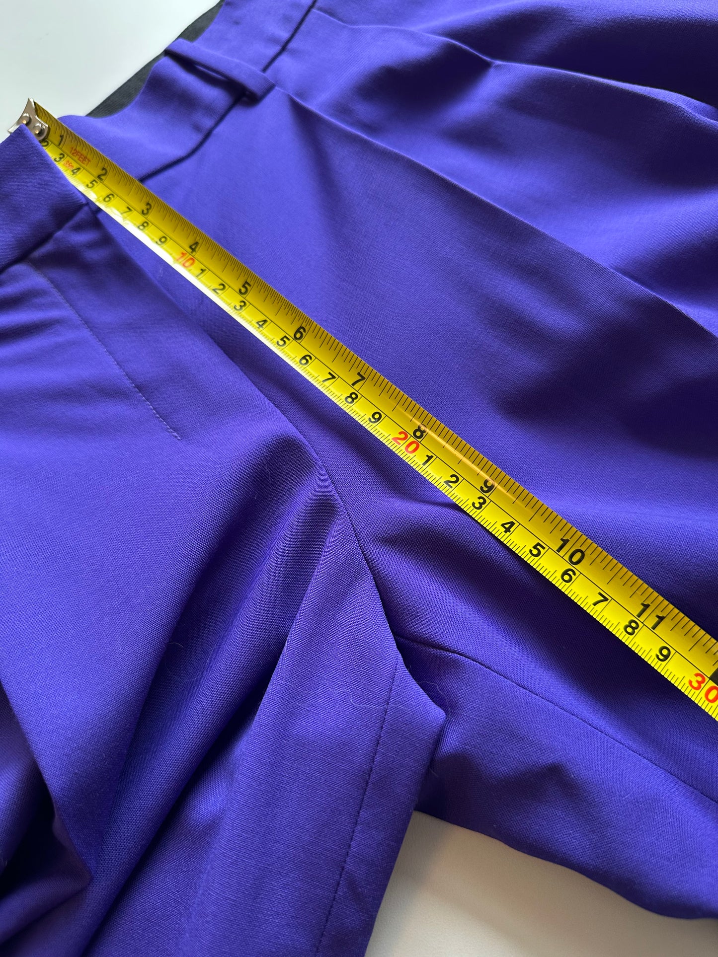 Theory Pleated Low-Rise Wide Leg Pant in Good Wool - Blue Iris (Purple) | Size 2