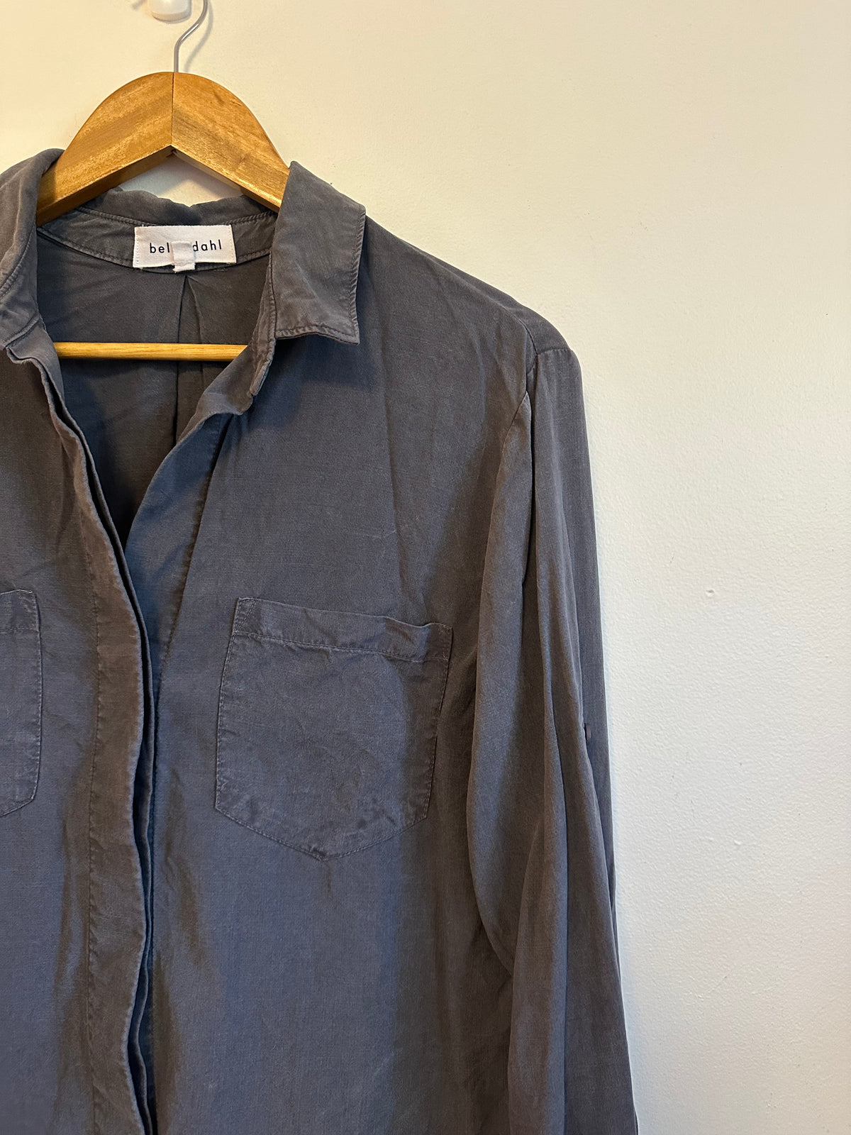 Bella Dahl Charcoal Gray Tencel Lyocell Button Down Shirt | Size Medium