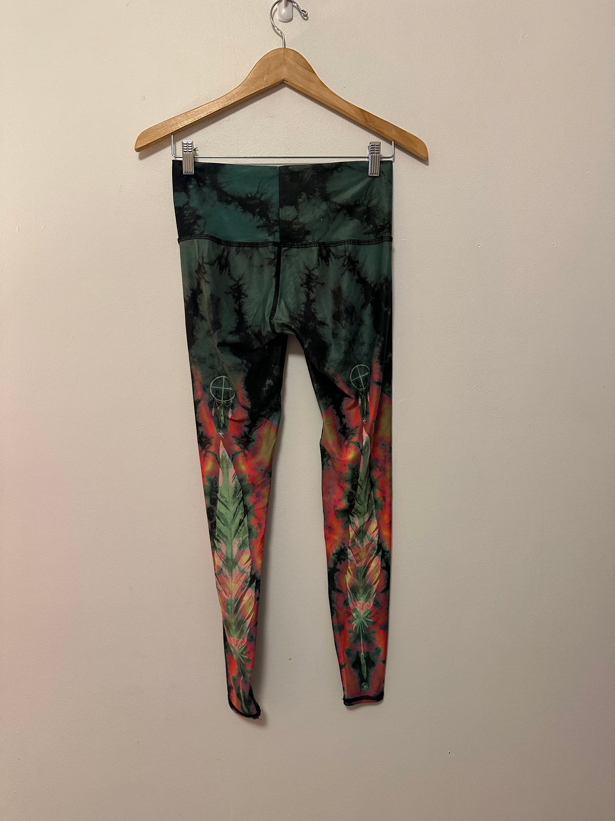 Teeki Feather Print Dreamcatcher Yoga Leggings | Size Small