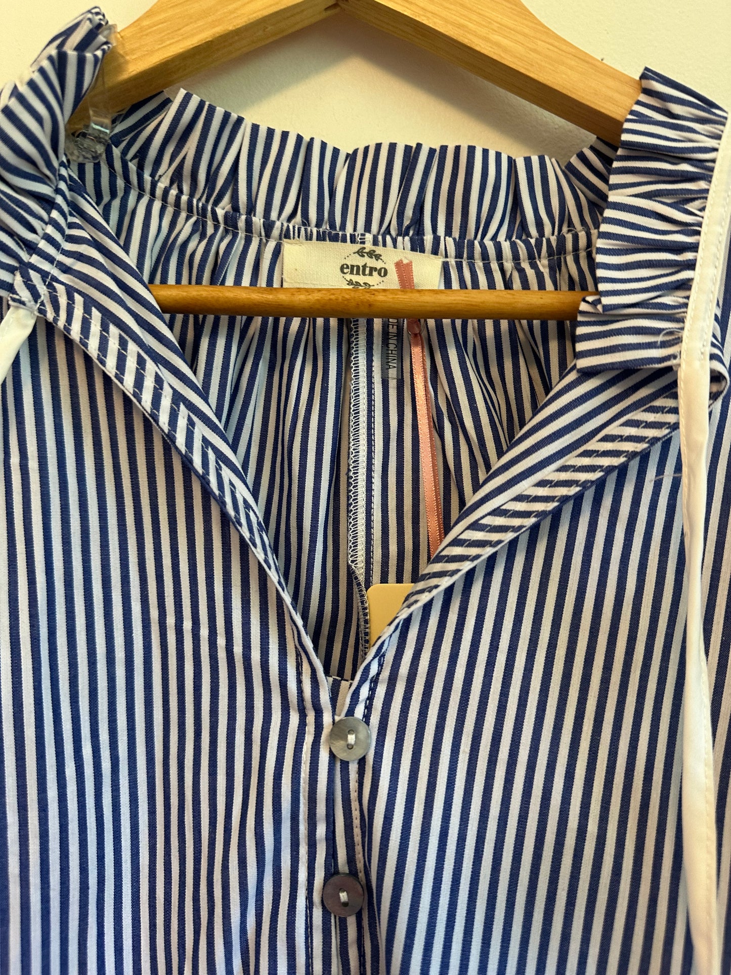 NWT Entro Blue and White Striped Ruffle Sleeve Blouse | Size Medium