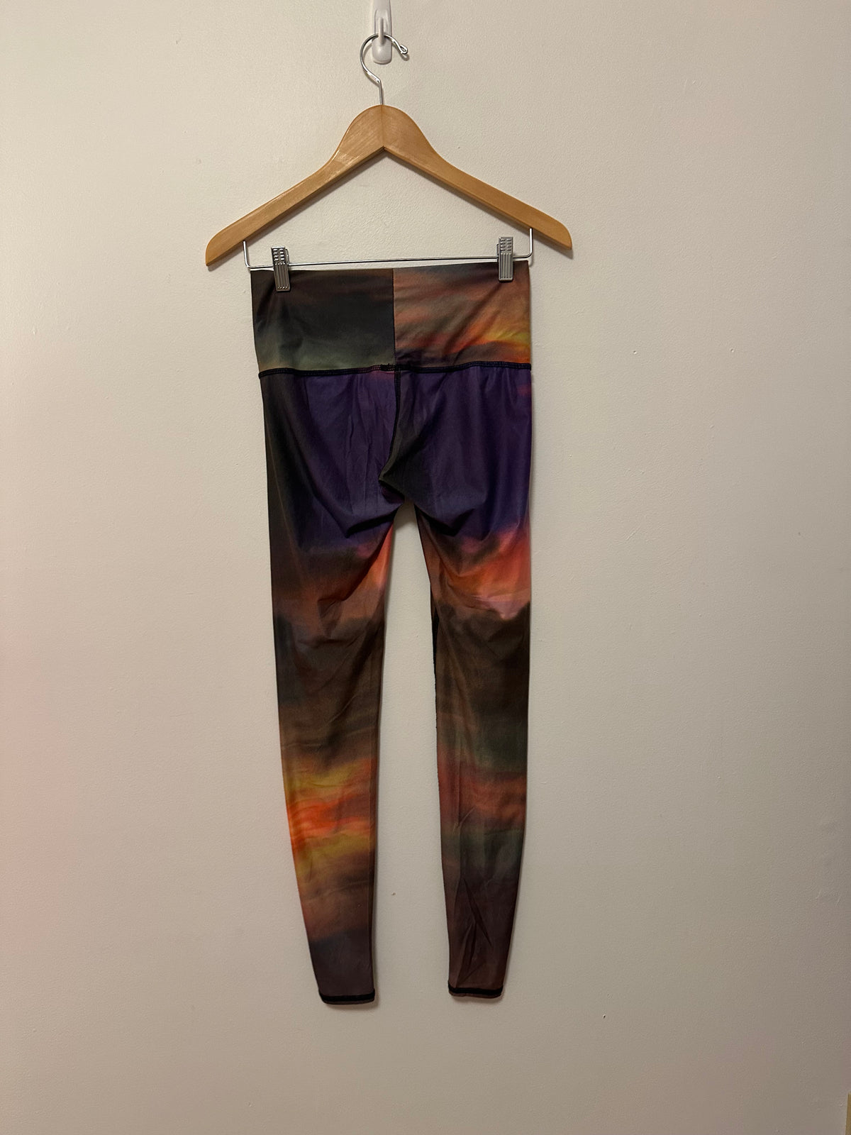 Teeki Sunset Clouds High Waisted Yoga Leggings | Size Small