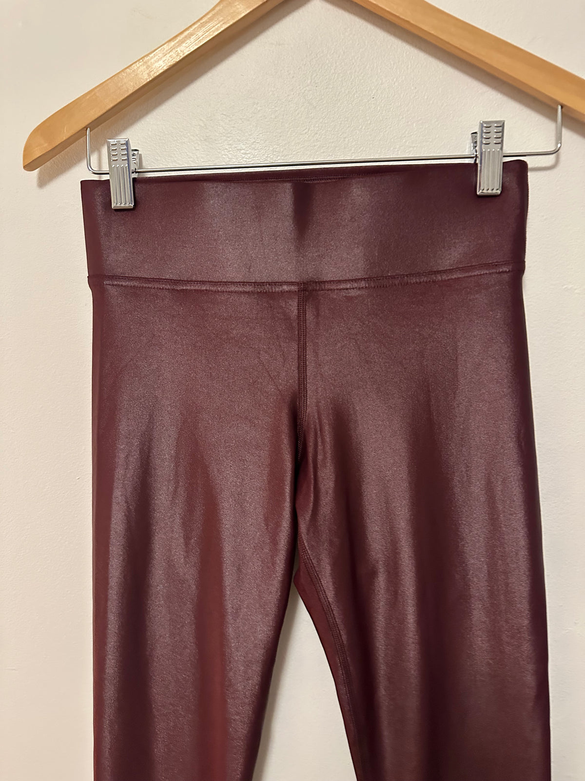 Carbon38 Takara Shine Regular Rise 7/8 Legging in Fig | Size Small