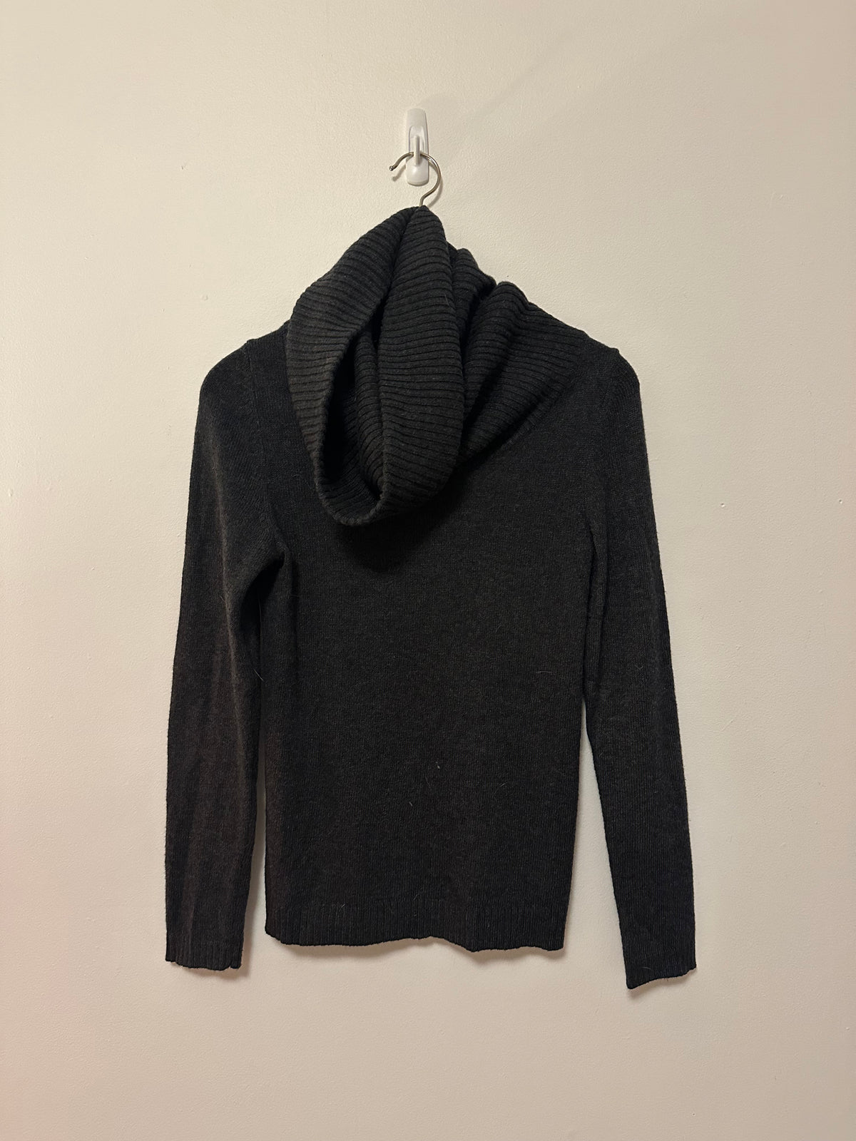 Gap Charcoal Gray Wool Blend Cowl Neck Long Sleeve Sweater | Size Small