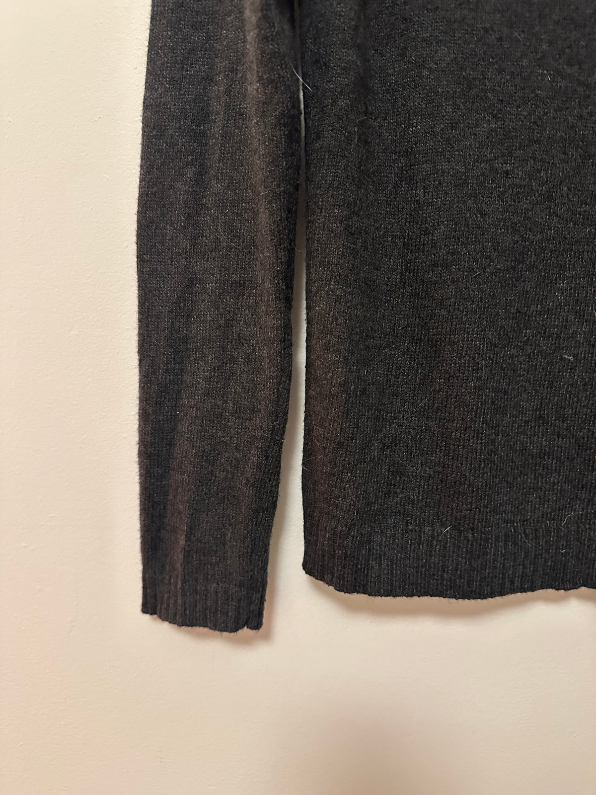 Gap Charcoal Gray Wool Blend Cowl Neck Long Sleeve Sweater | Size Small