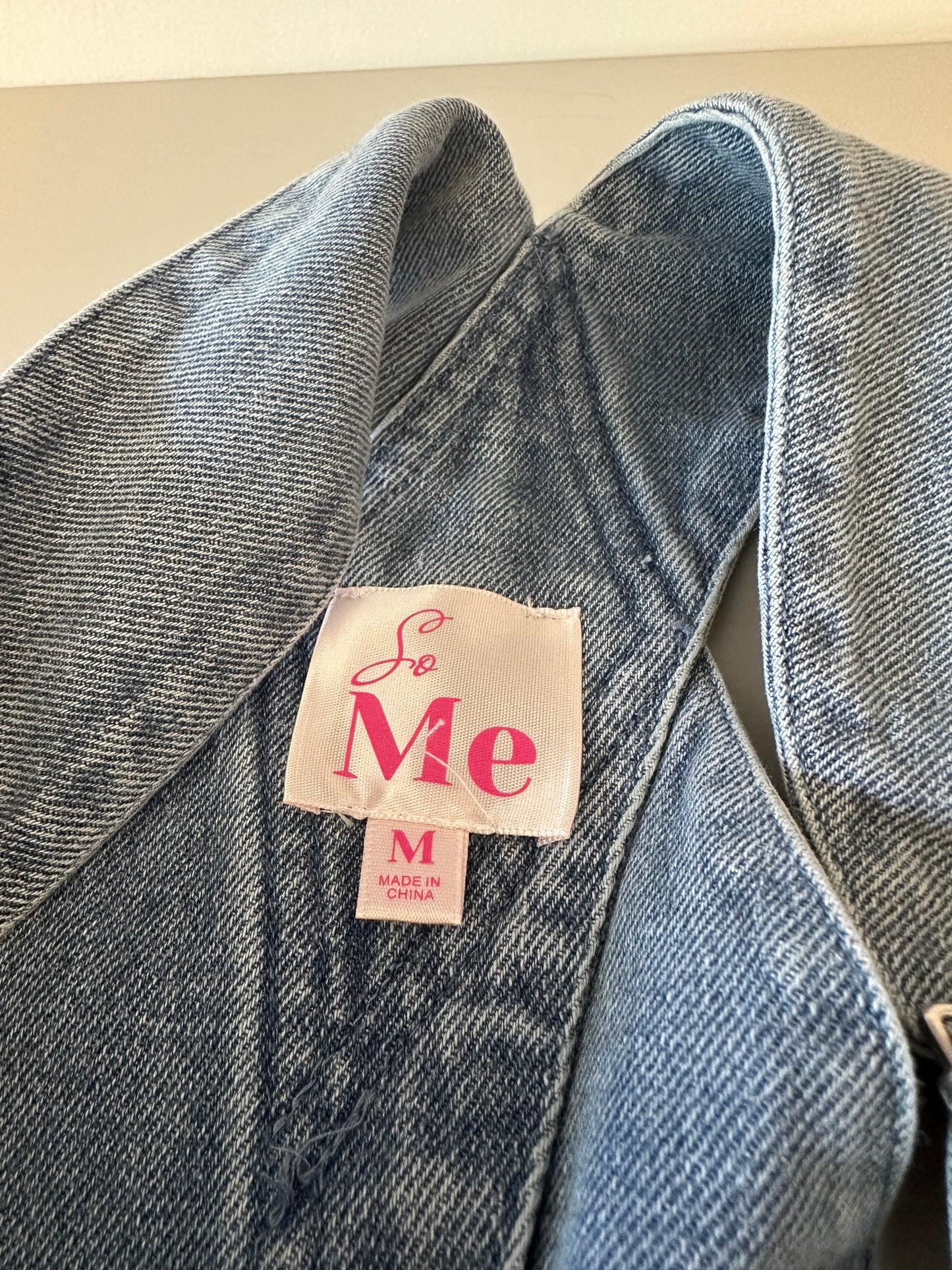 So Me Barrel Leg Light Wash Denim Relaxed Fit Overalls | Size Medium
