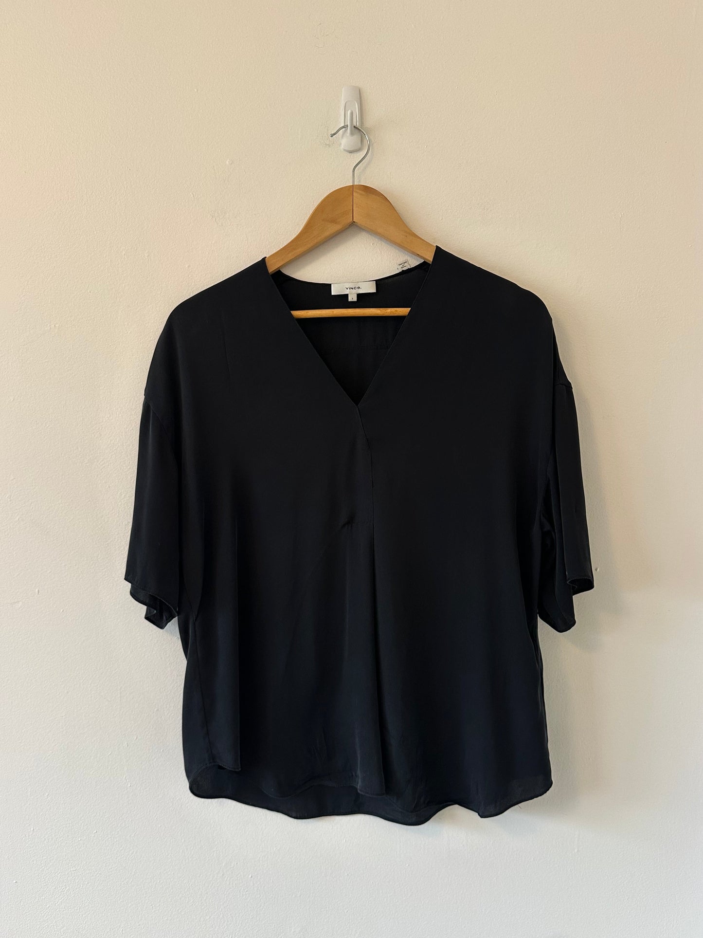 Vince Black Silk Blend V-Neck Short Sleeve Shirt | Size Small