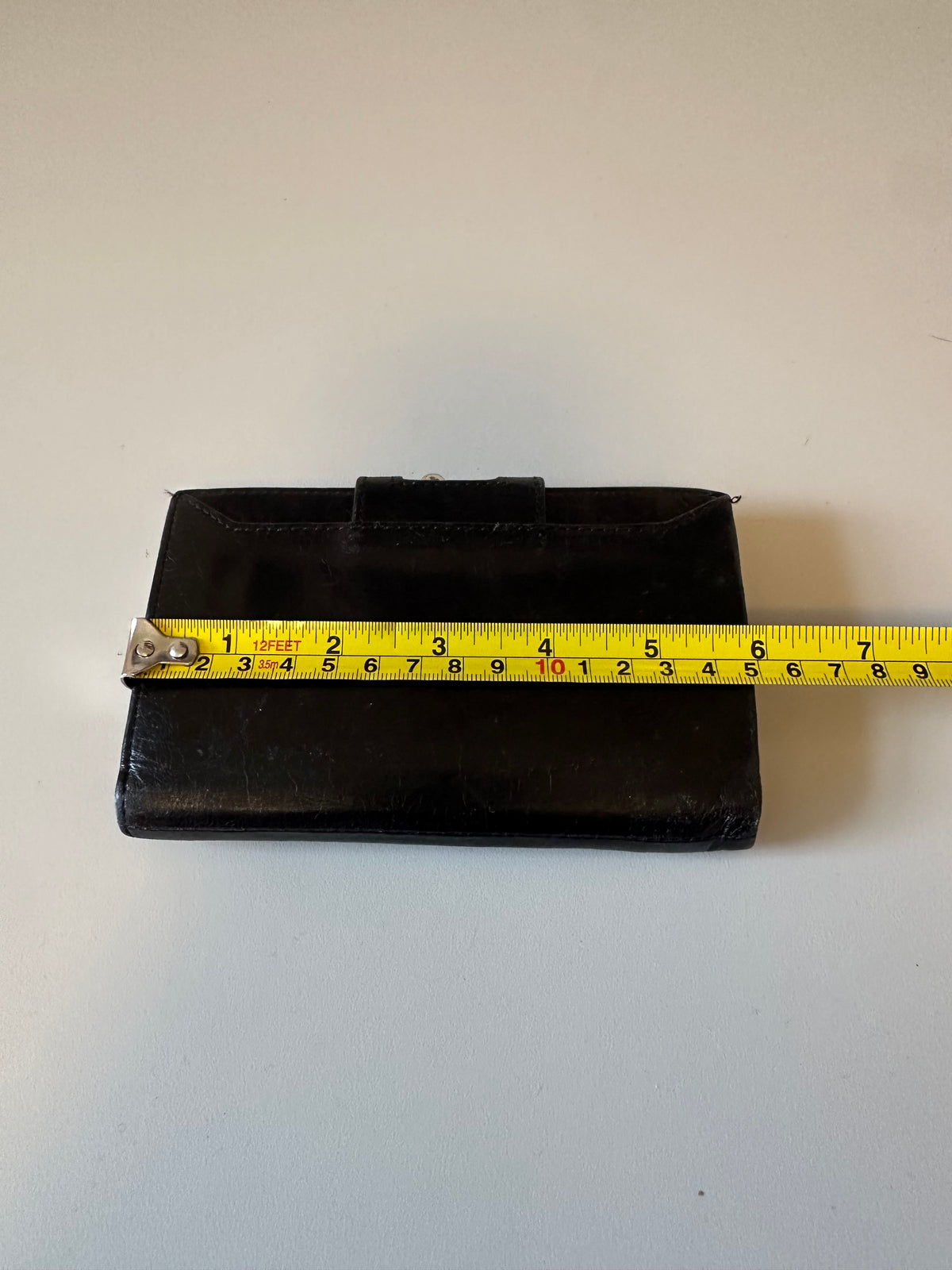 Hobo Lauren Black Leather Kiss Lock Bifold Wallet