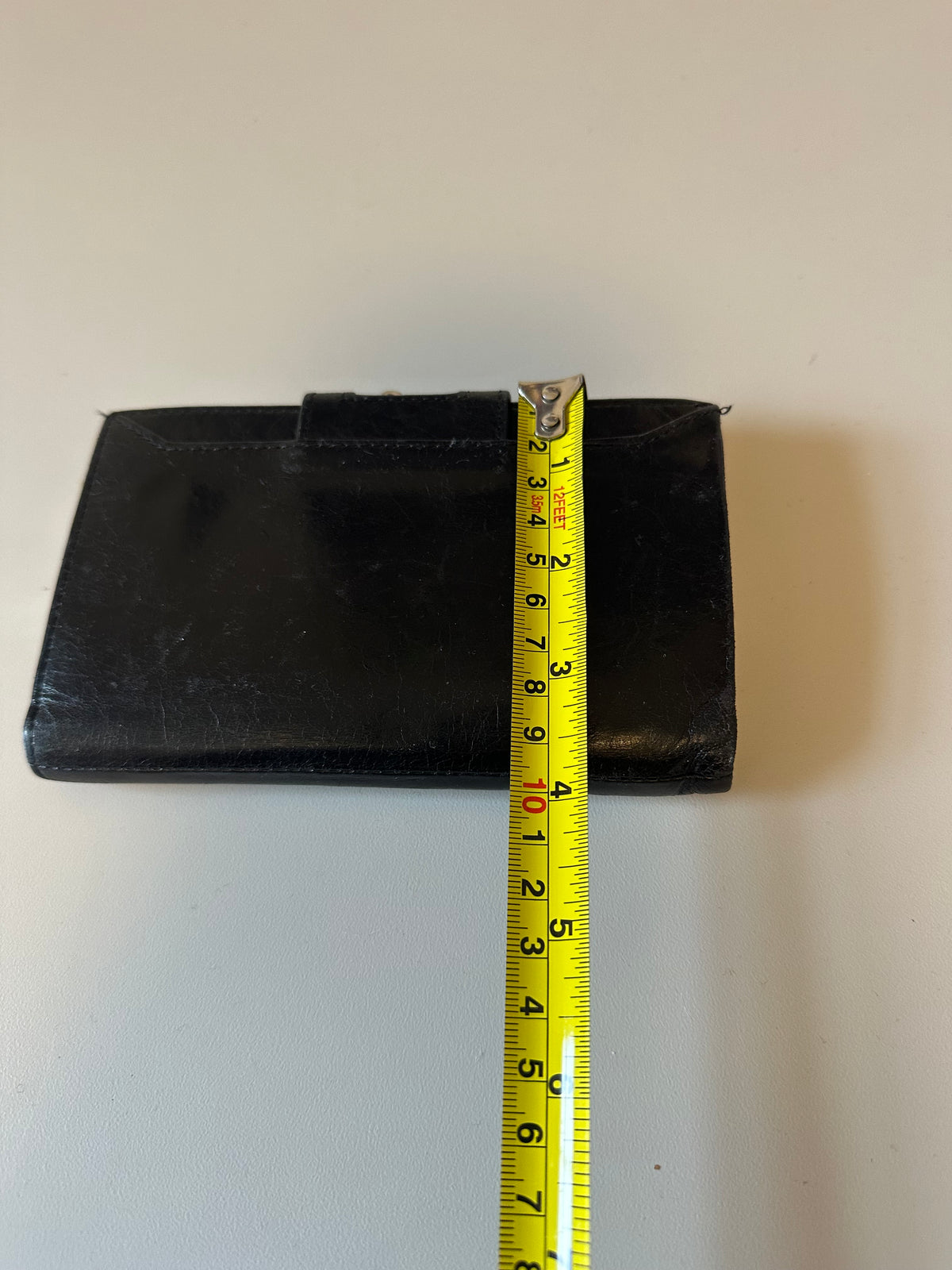Hobo Lauren Black Leather Kiss Lock Bifold Wallet