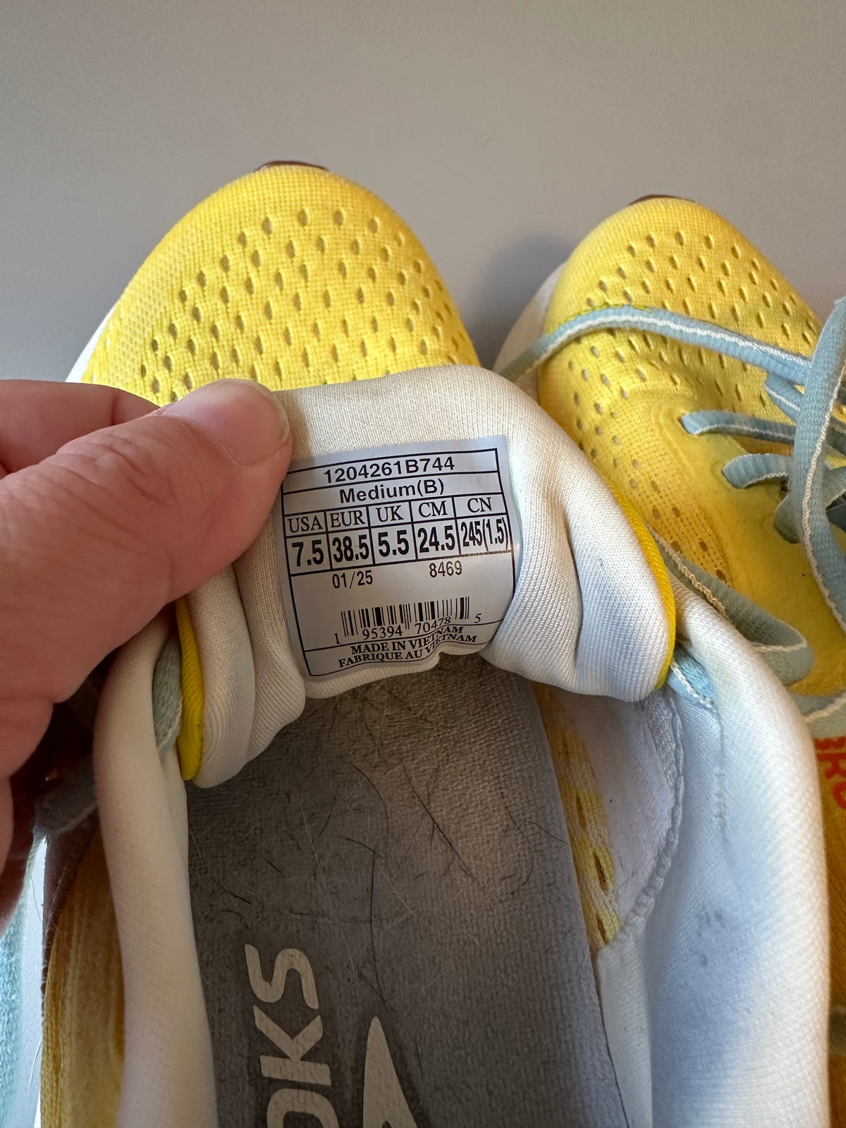 Brooks Glycerin 21 Running Shoes in Yellow and Blue | Size 7.5