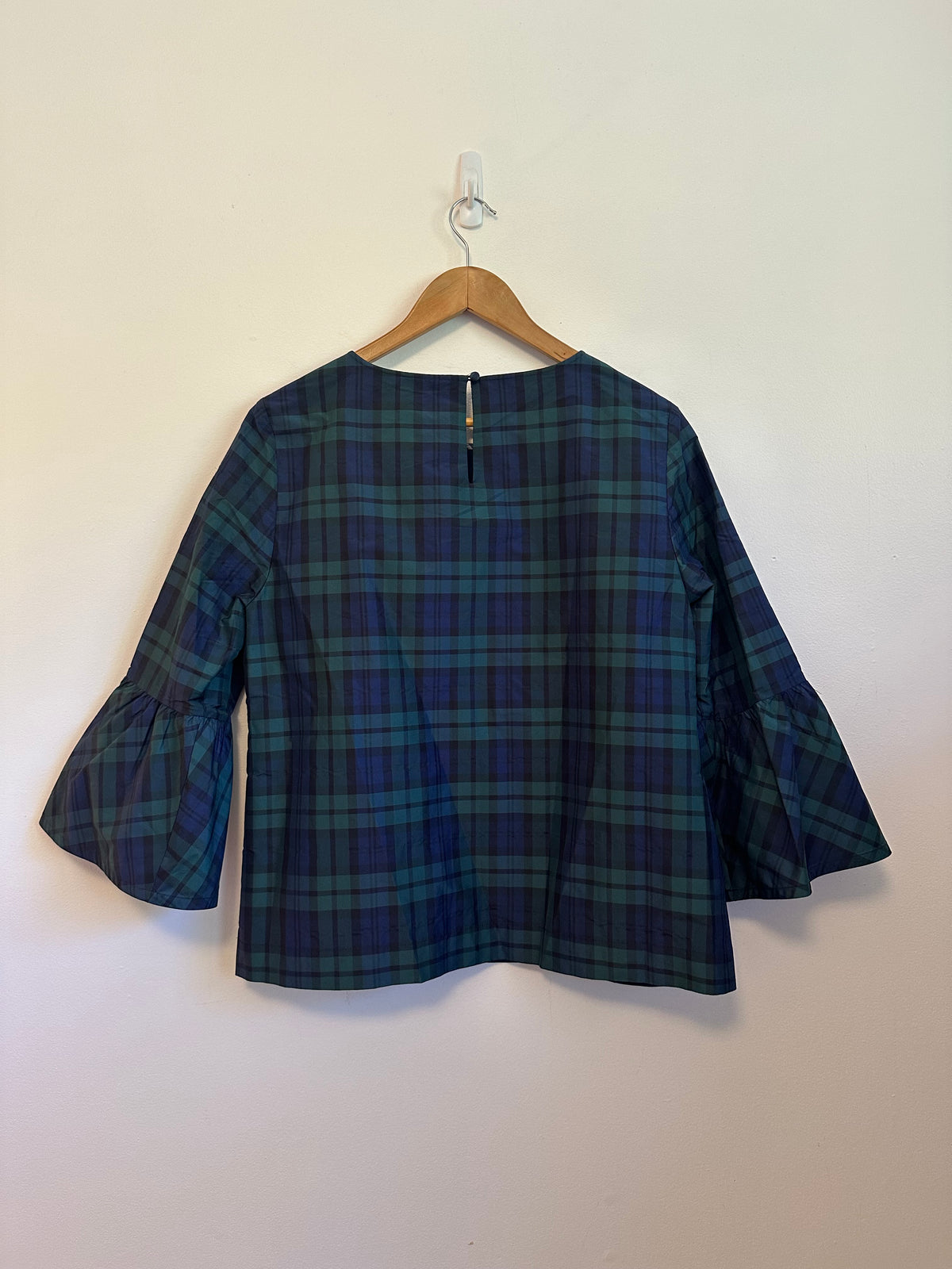 Vineyard Vines Black Watch Tartan Plaid Bell Sleeve Top | Size 8