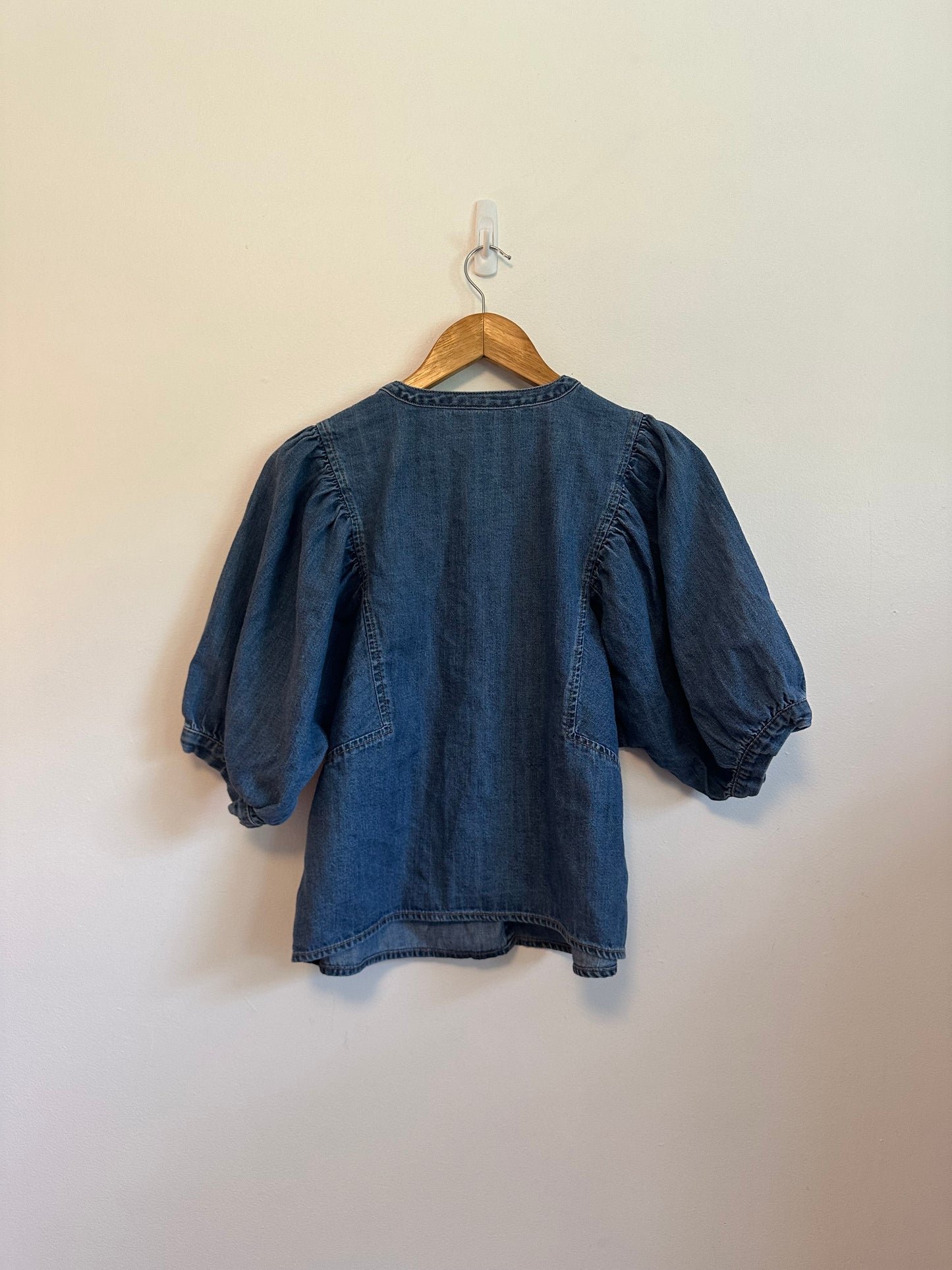 Old Navy Denim Puff Sleeve Button Front Blouse | Size Medium