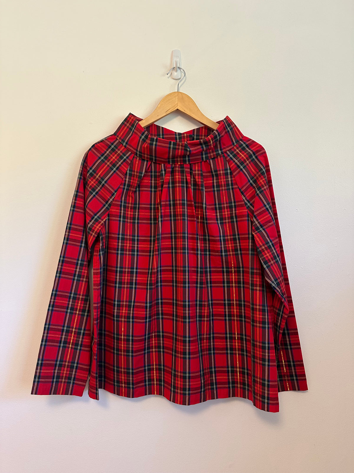 Sail to Sable STS Red Plaid Metallic Gold Button Back Funnel Neck Top | Size Large