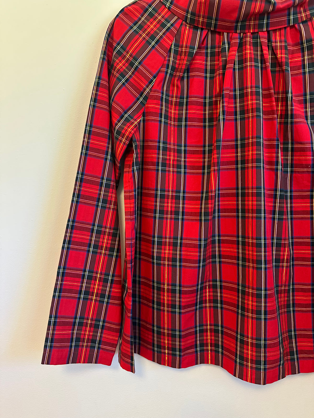 Sail to Sable STS Red Plaid Metallic Gold Button Back Funnel Neck Top | Size Large