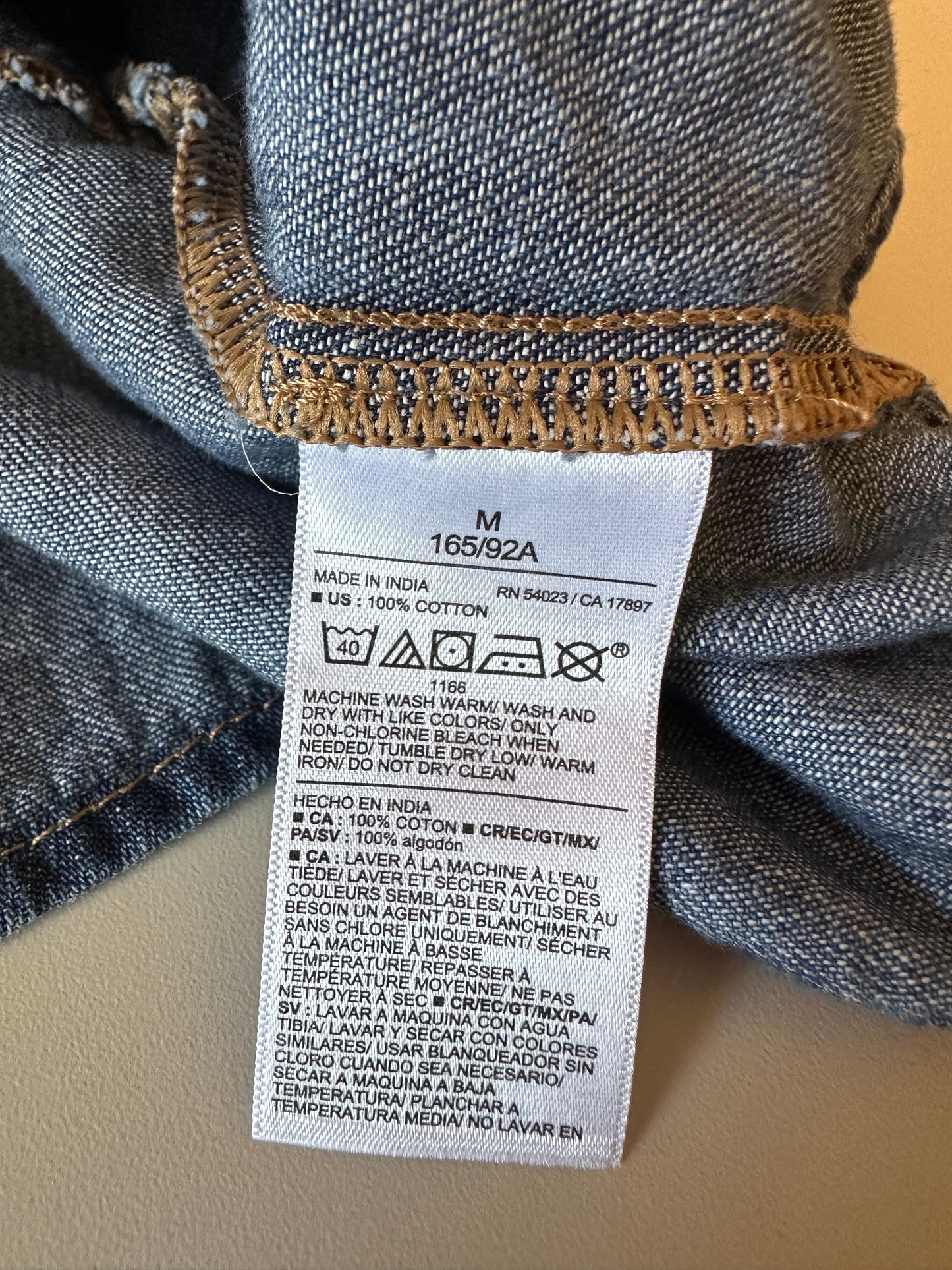 Old Navy Denim Puff Sleeve Button Front Blouse | Size Medium