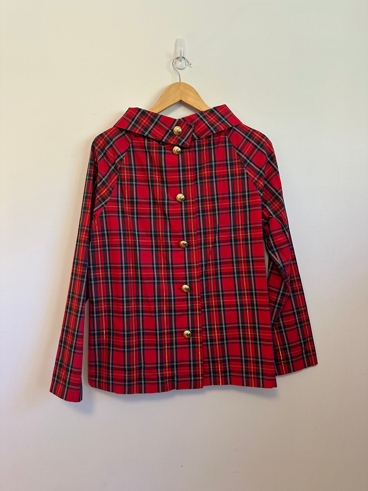 Sail to Sable STS Red Plaid Metallic Gold Button Back Funnel Neck Top | Size Large