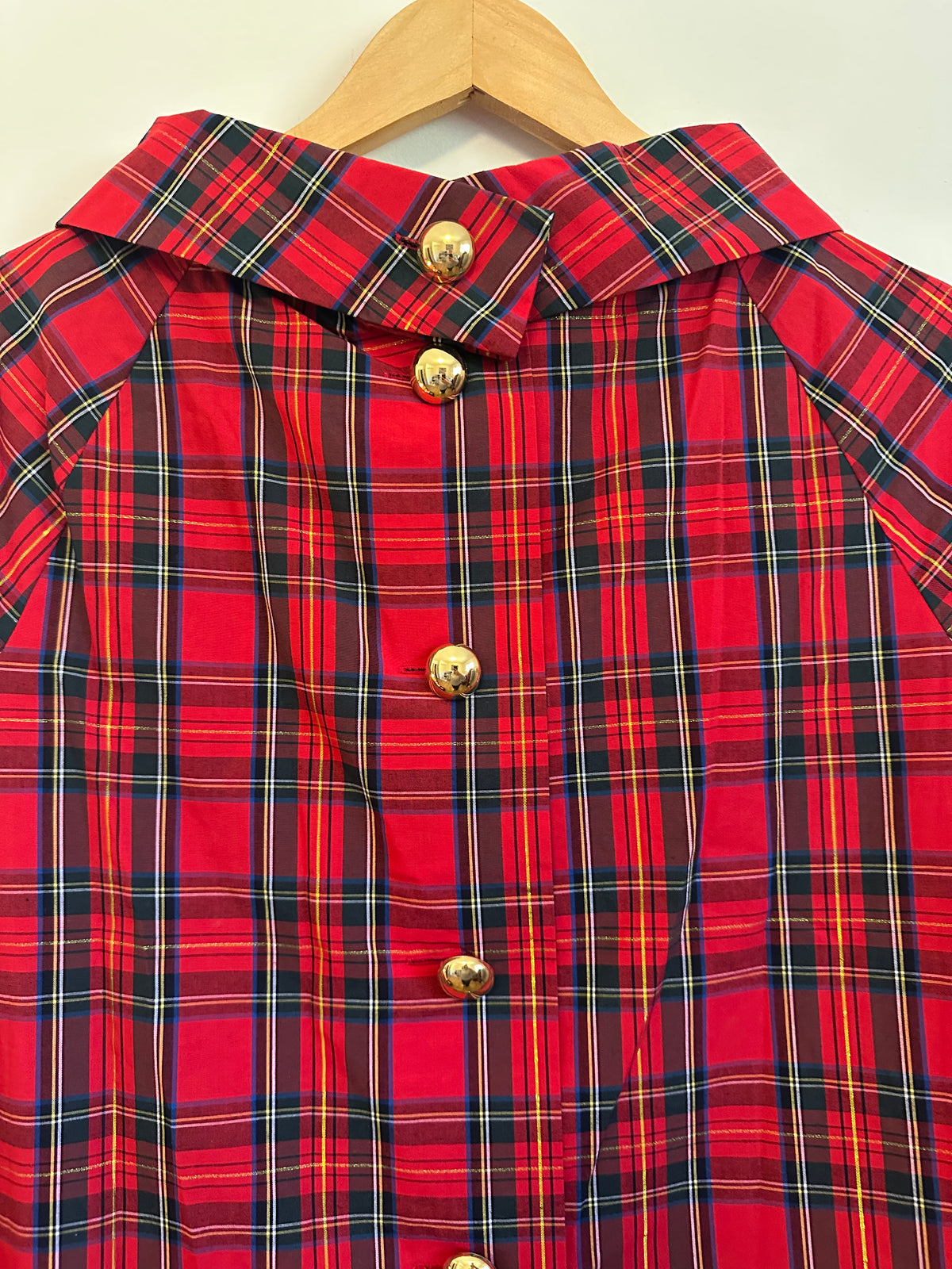 Sail to Sable STS Red Plaid Metallic Gold Button Back Funnel Neck Top | Size Large