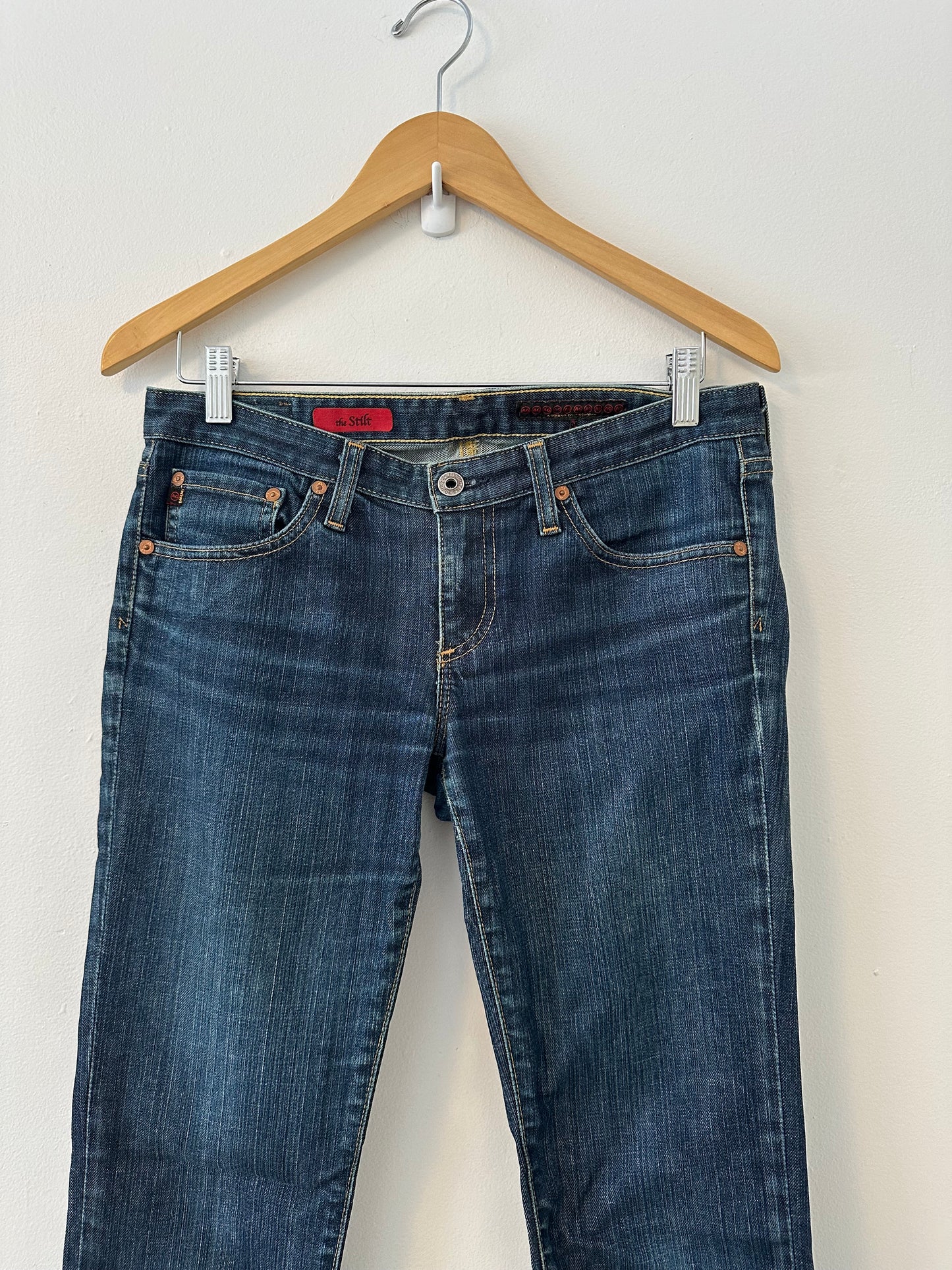 AG The Stilt Low Rise Y2K Straight Leg Low Rise Jeans | Size 28