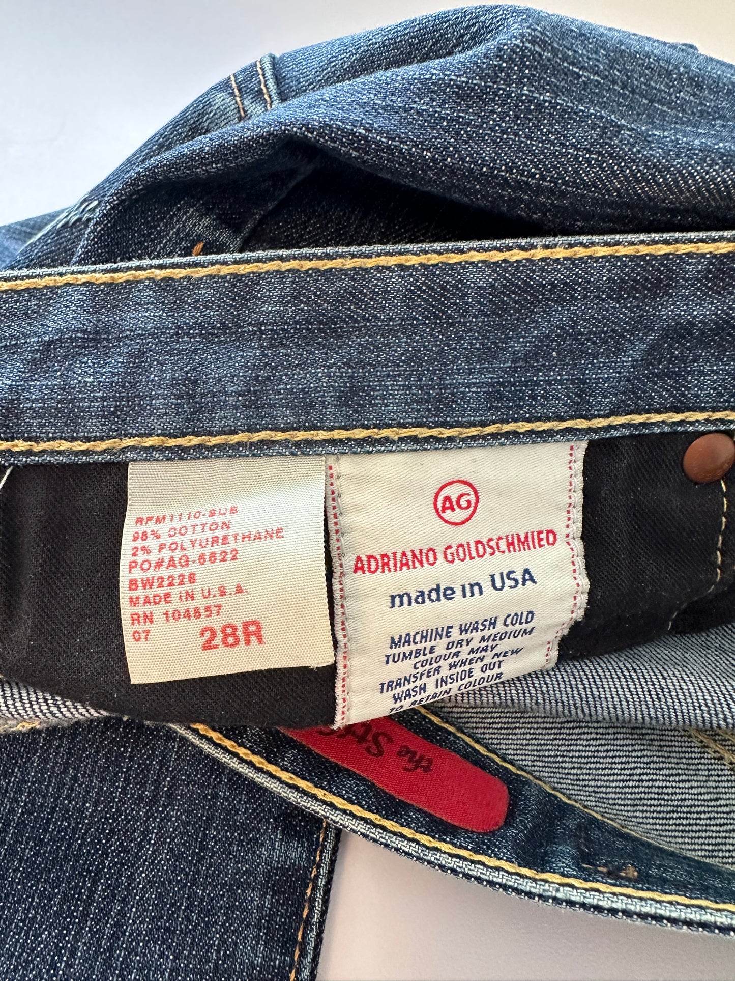 AG The Stilt Low Rise Y2K Straight Leg Low Rise Jeans | Size 28