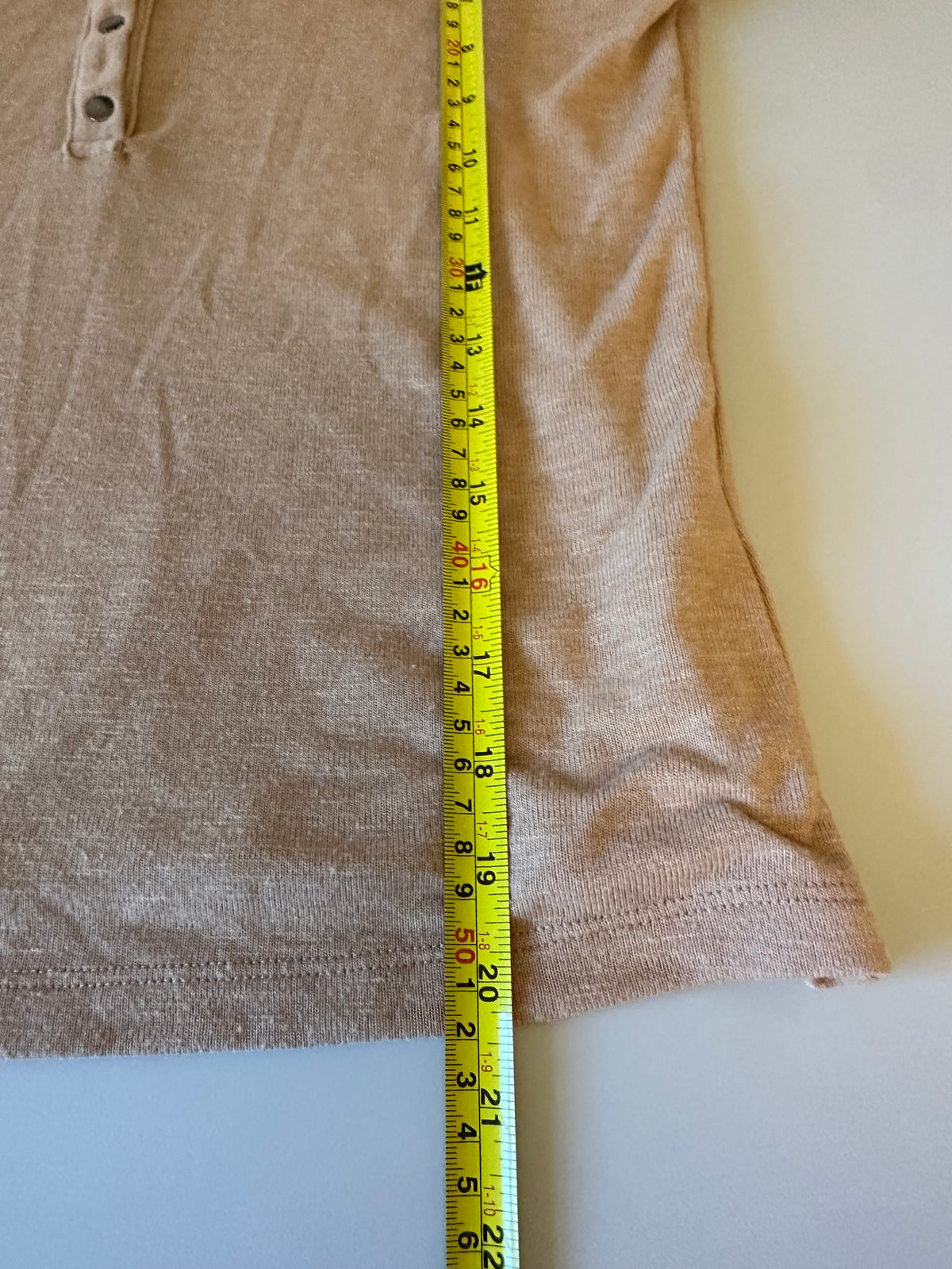 Michael Stars Camel Tan Snap Mock Neck Long Sleeve Slub Top | Size Small