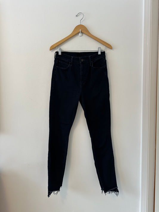 Mother Denim The Stunner Zip Two Step Fray Jeans in Holding Hands | Size 28