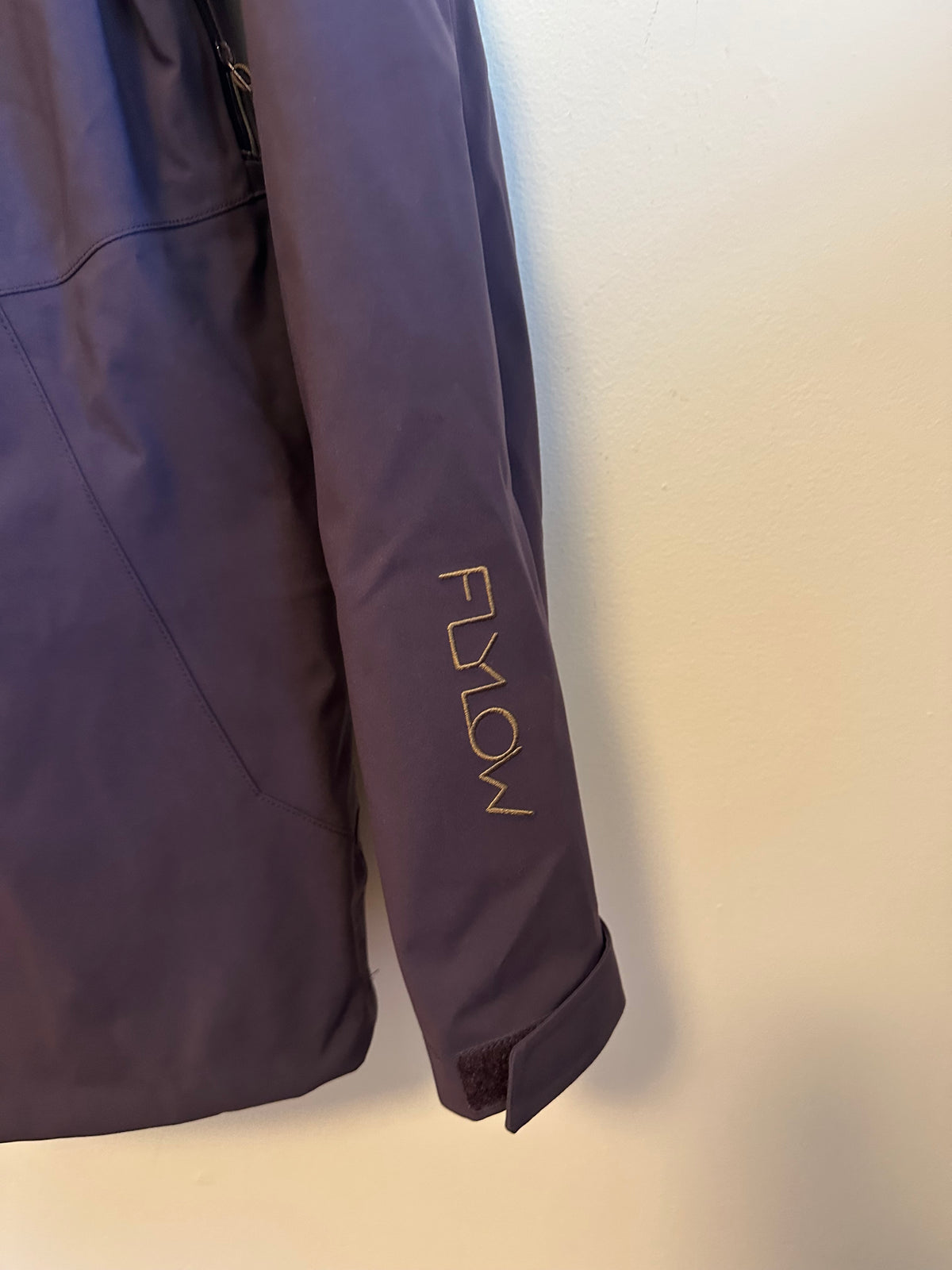Flylow Vixen 2.1 Purple Ski and Snowboard Hardshell Jacket | Size Large