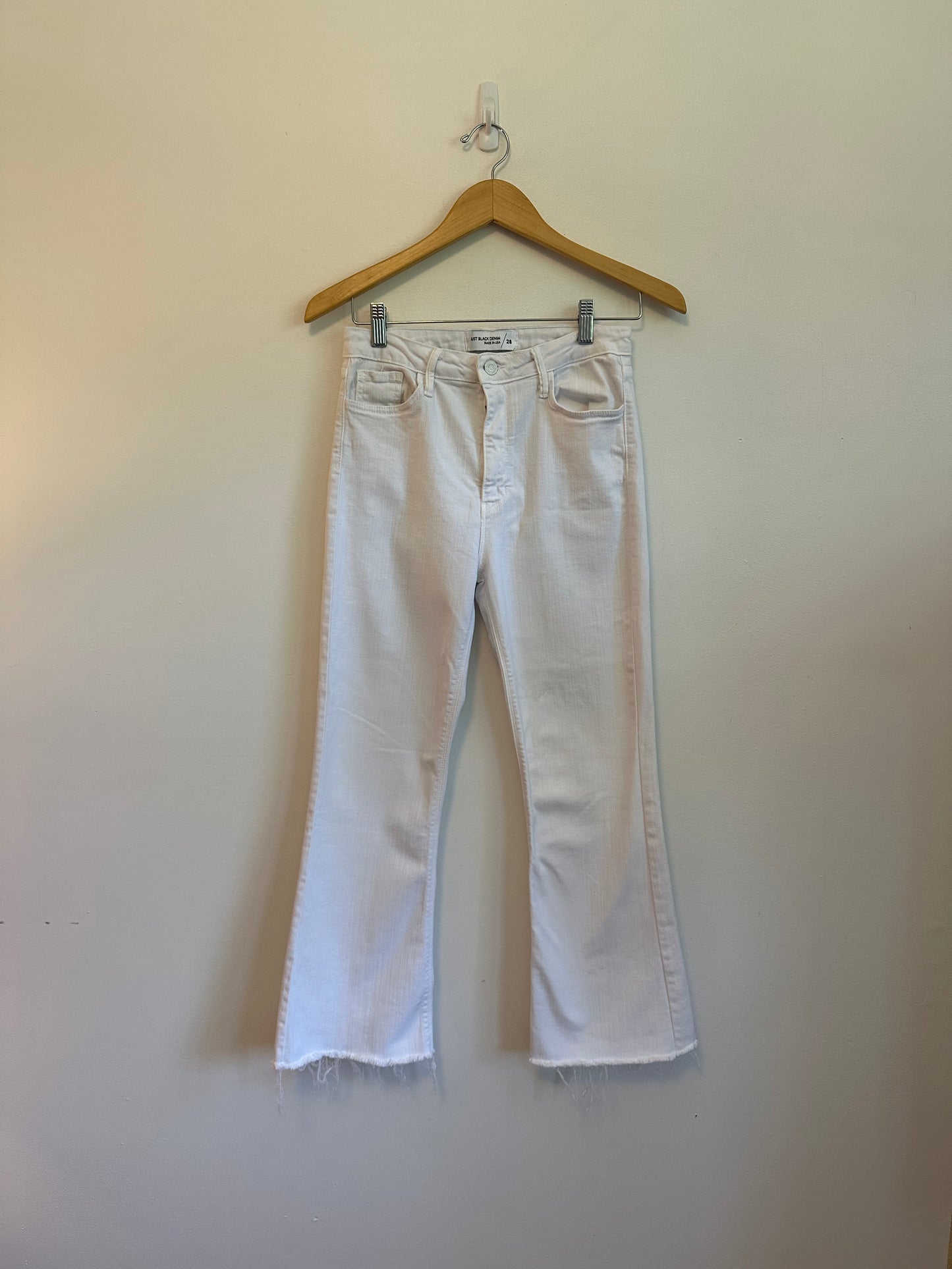 Just Black Denim White High Rise Cropped Flare Raw Hem Jeans | Size 28