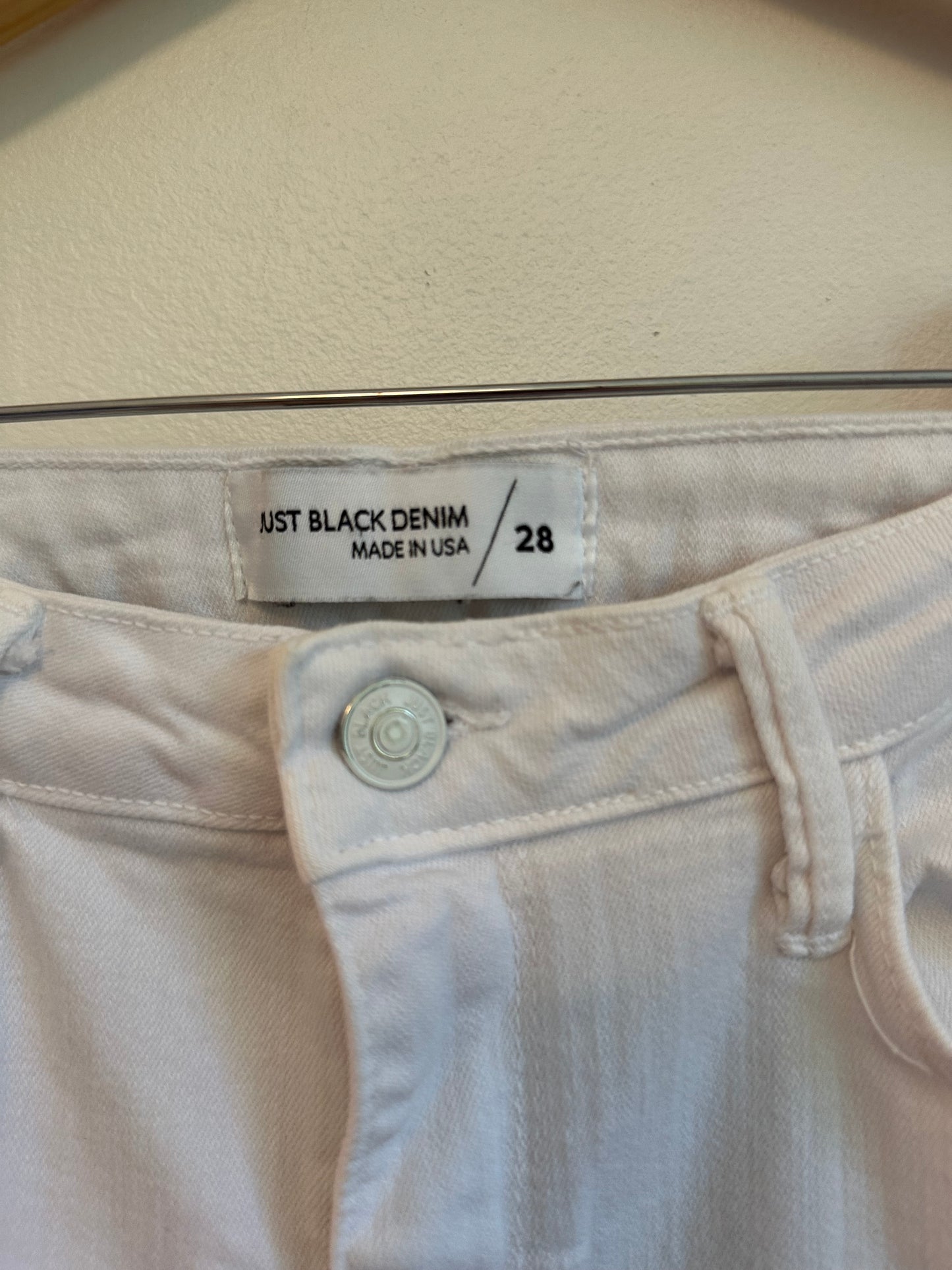 Just Black Denim White High Rise Cropped Flare Raw Hem Jeans | Size 28
