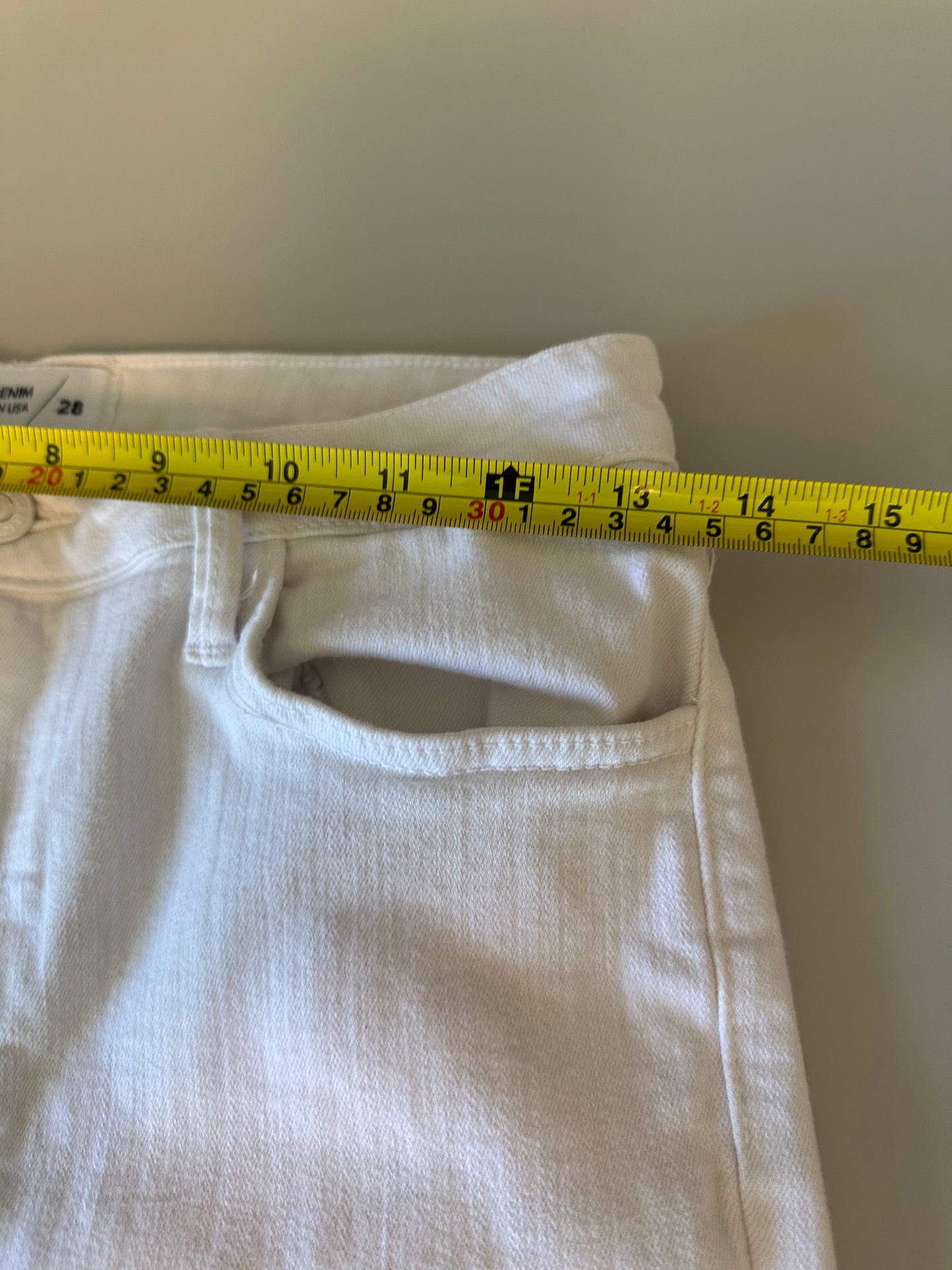 Just Black Denim White High Rise Cropped Flare Raw Hem Jeans | Size 28