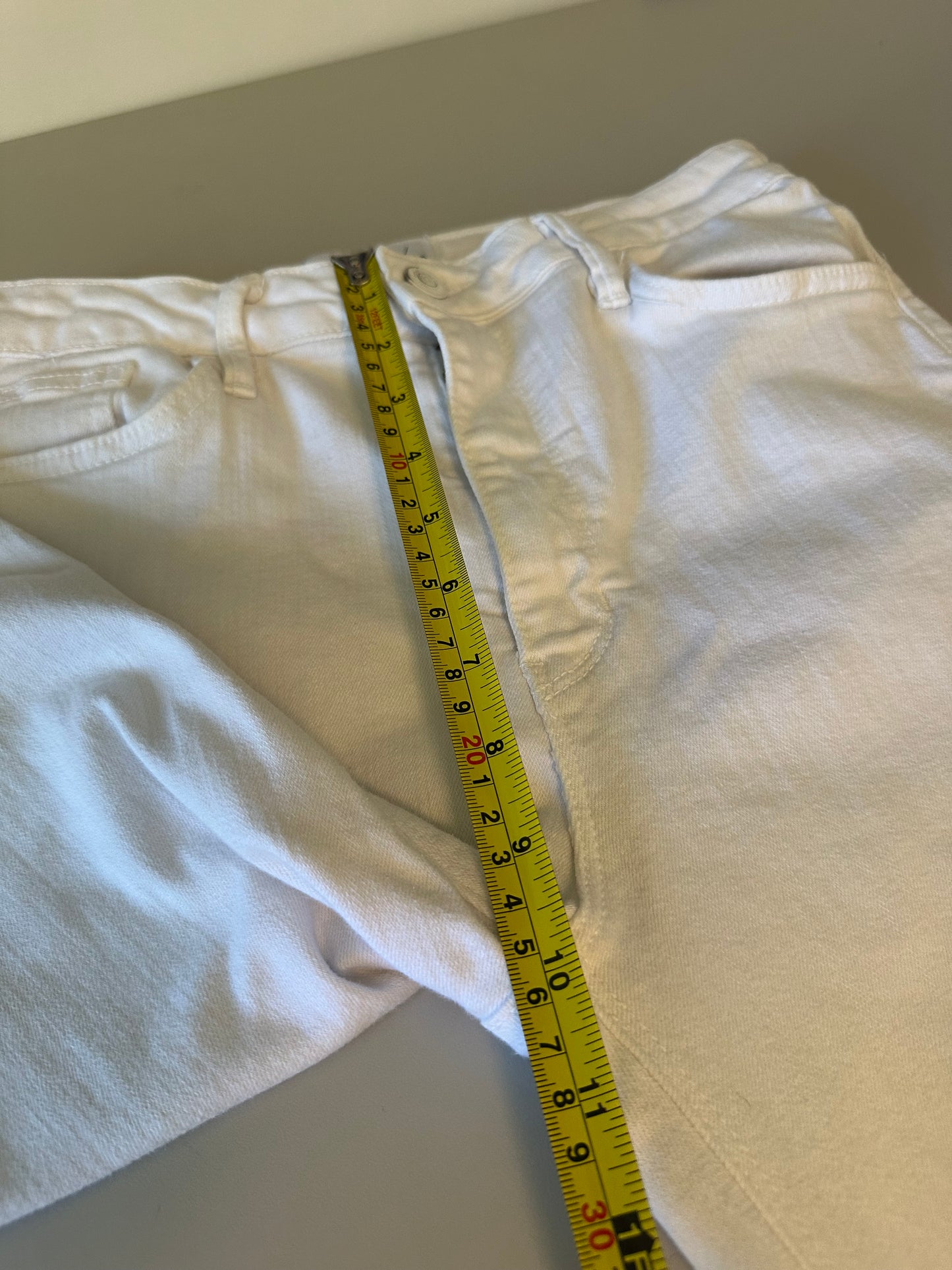 Just Black Denim White High Rise Cropped Flare Raw Hem Jeans | Size 28