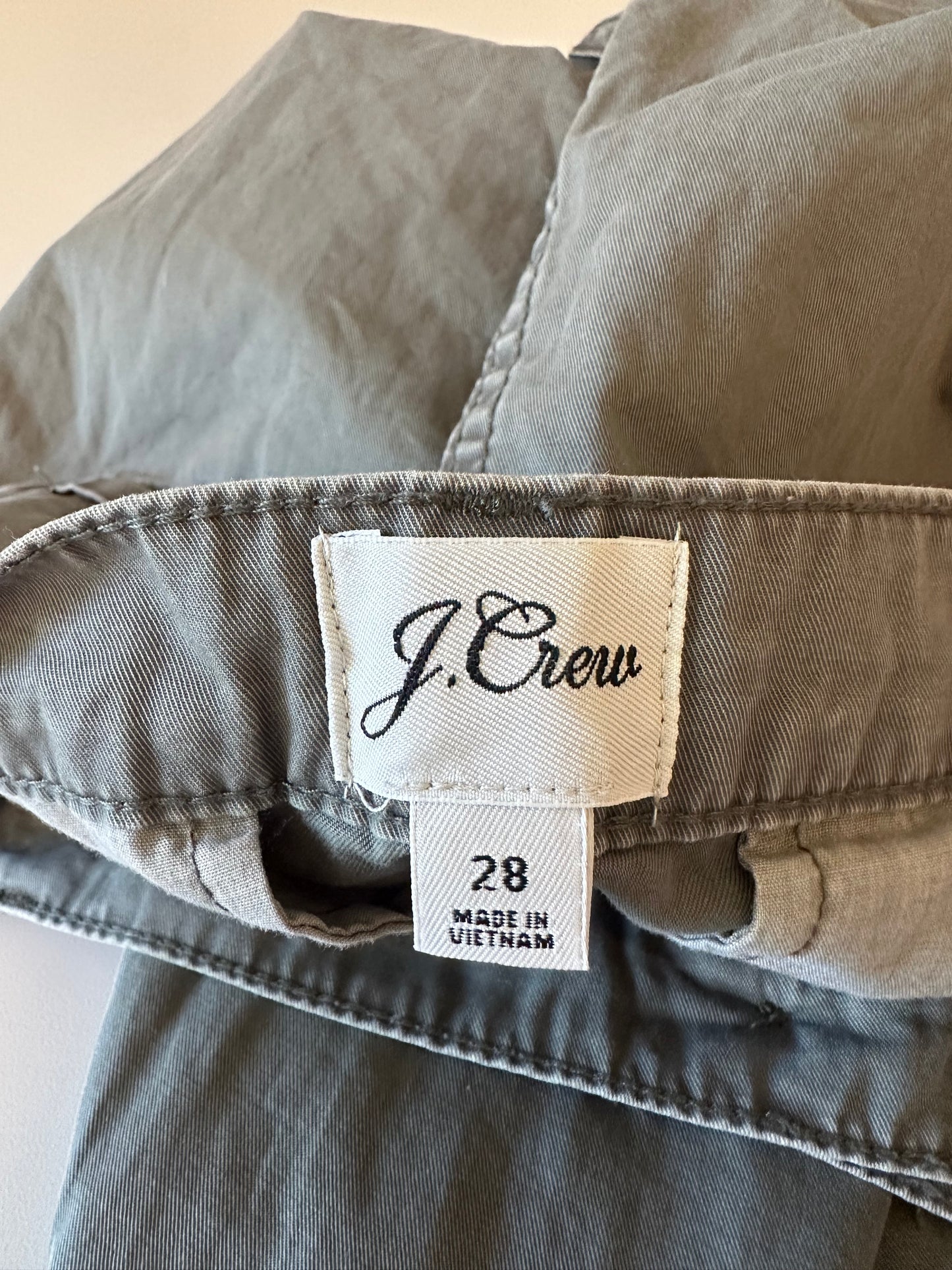 J. Crew Slouchy Boyfriend Chino Pants in Olive Green | Size 28